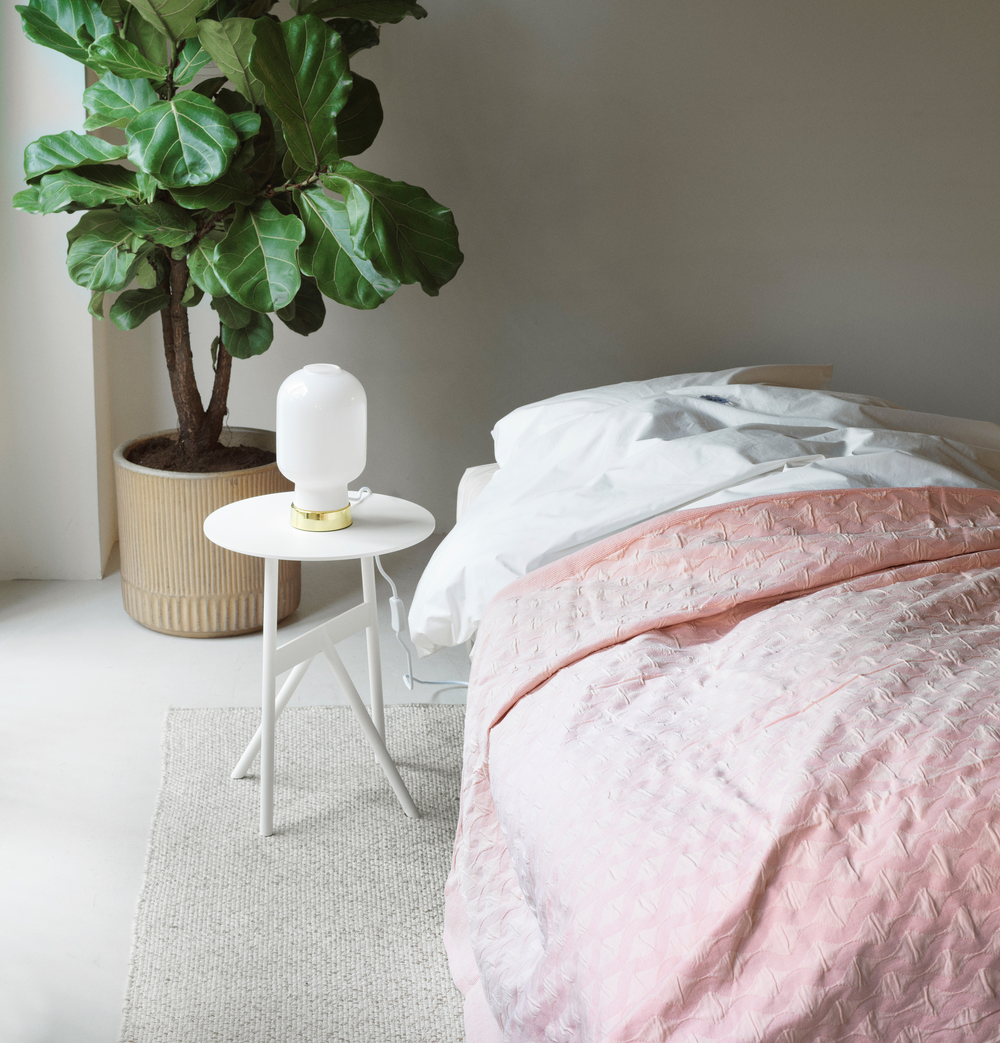 Normann Copenhagen | ノーマンコペンハーゲン からのStock Normann Copenhagen | ノーマンコペンハーゲン からのStock