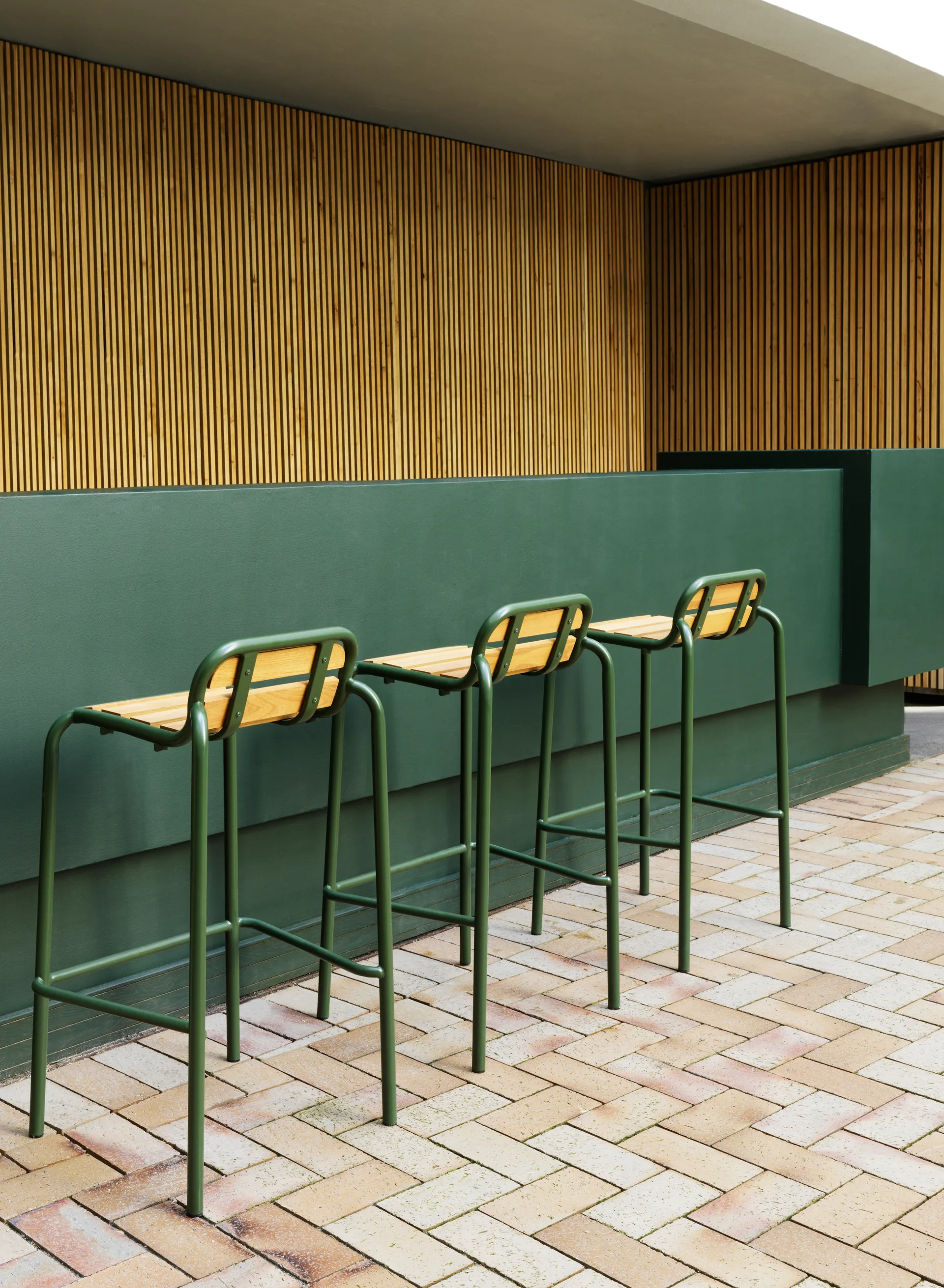Vig Robinia バースツール 75 cm, Green Normann Copenhagen | ノーマンコペンハーゲン