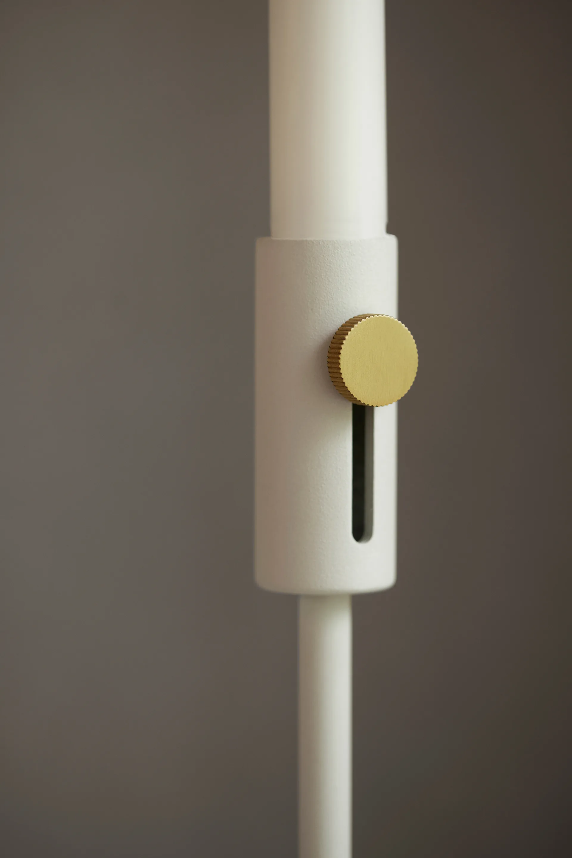 Granny キャンドルスティック 32.5 cm, White Northern | ノーザン