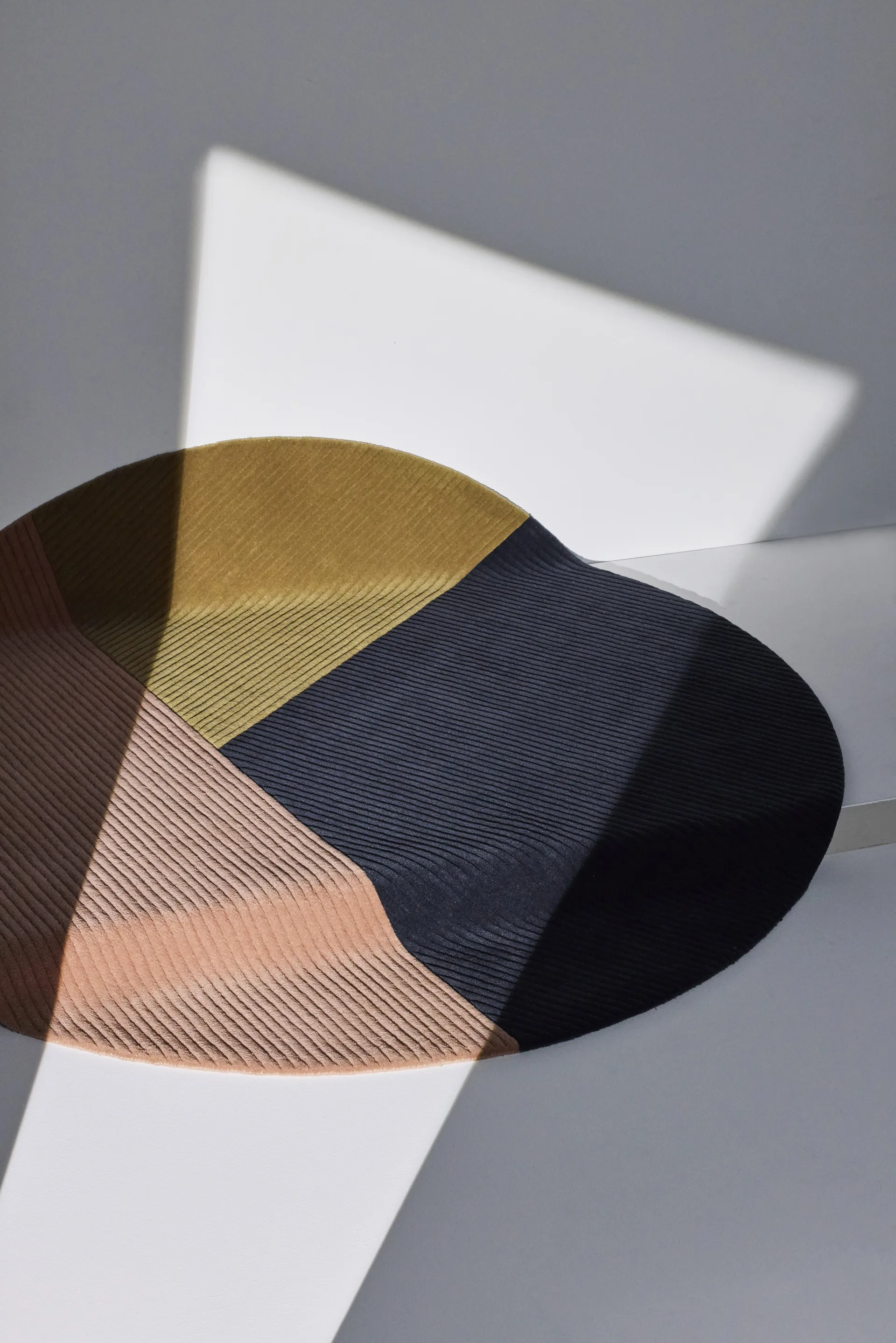 Row ラグ ラウンド Ø200 cm, Trio Northern | ノーザン