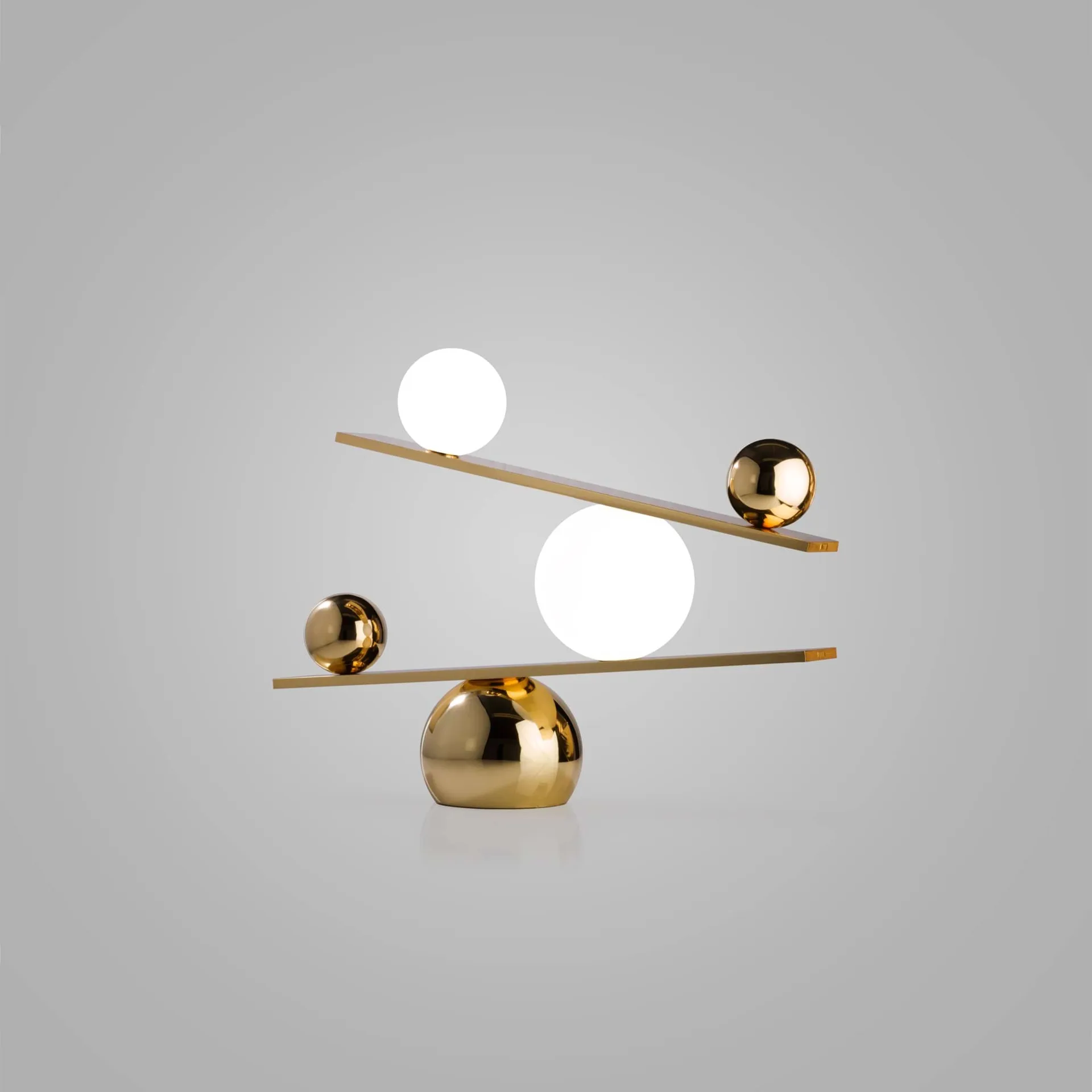 Balance テーブルランプ, Brass, v2 Oblure