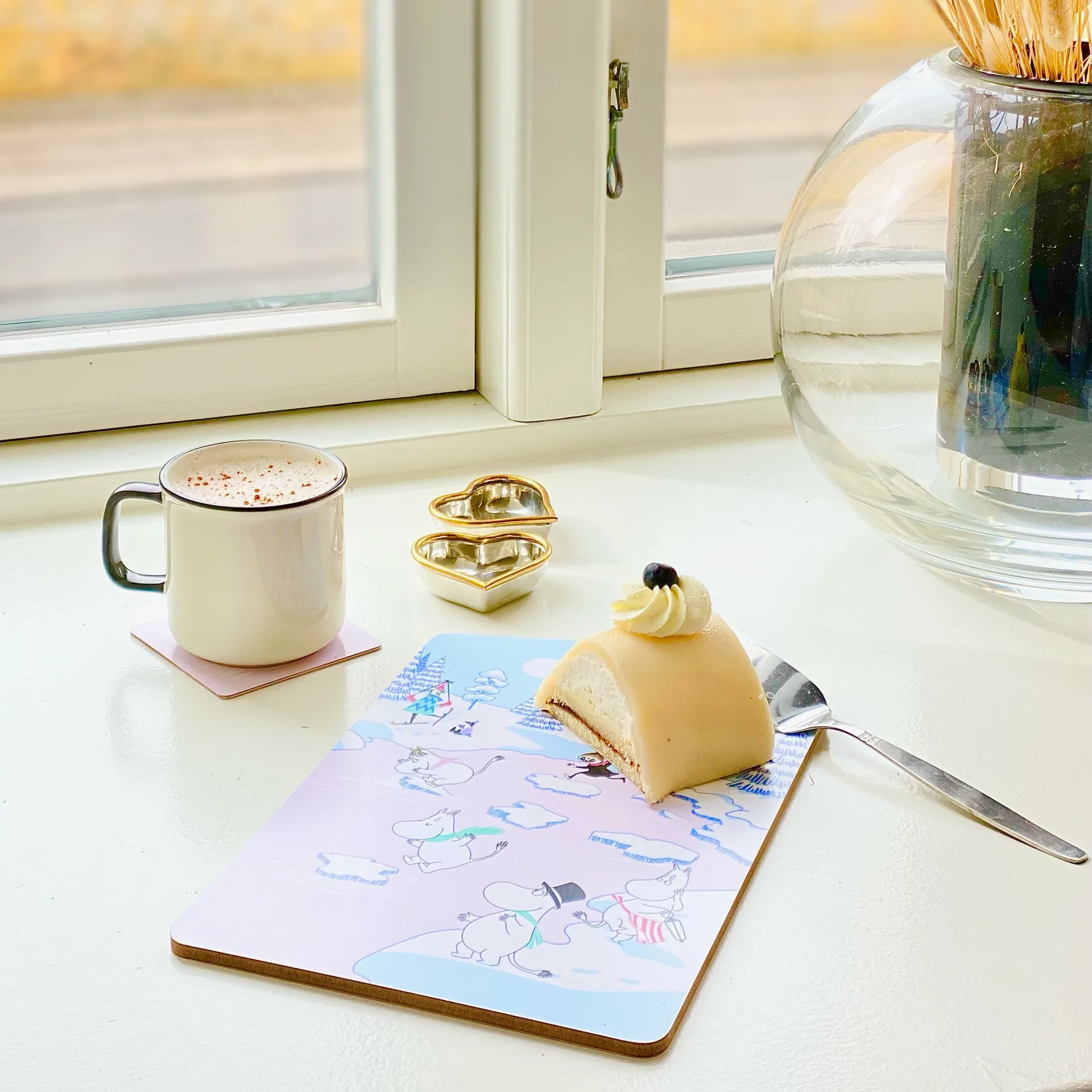 ムーミン カッティングボード winter 2022 20x30 cm, Blue-white-pink Opto Design | オプトデザイン