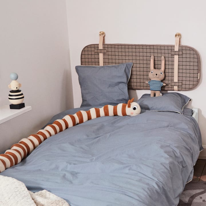 Leo larv cuddly toy, Caramel OYOY | オイオイ