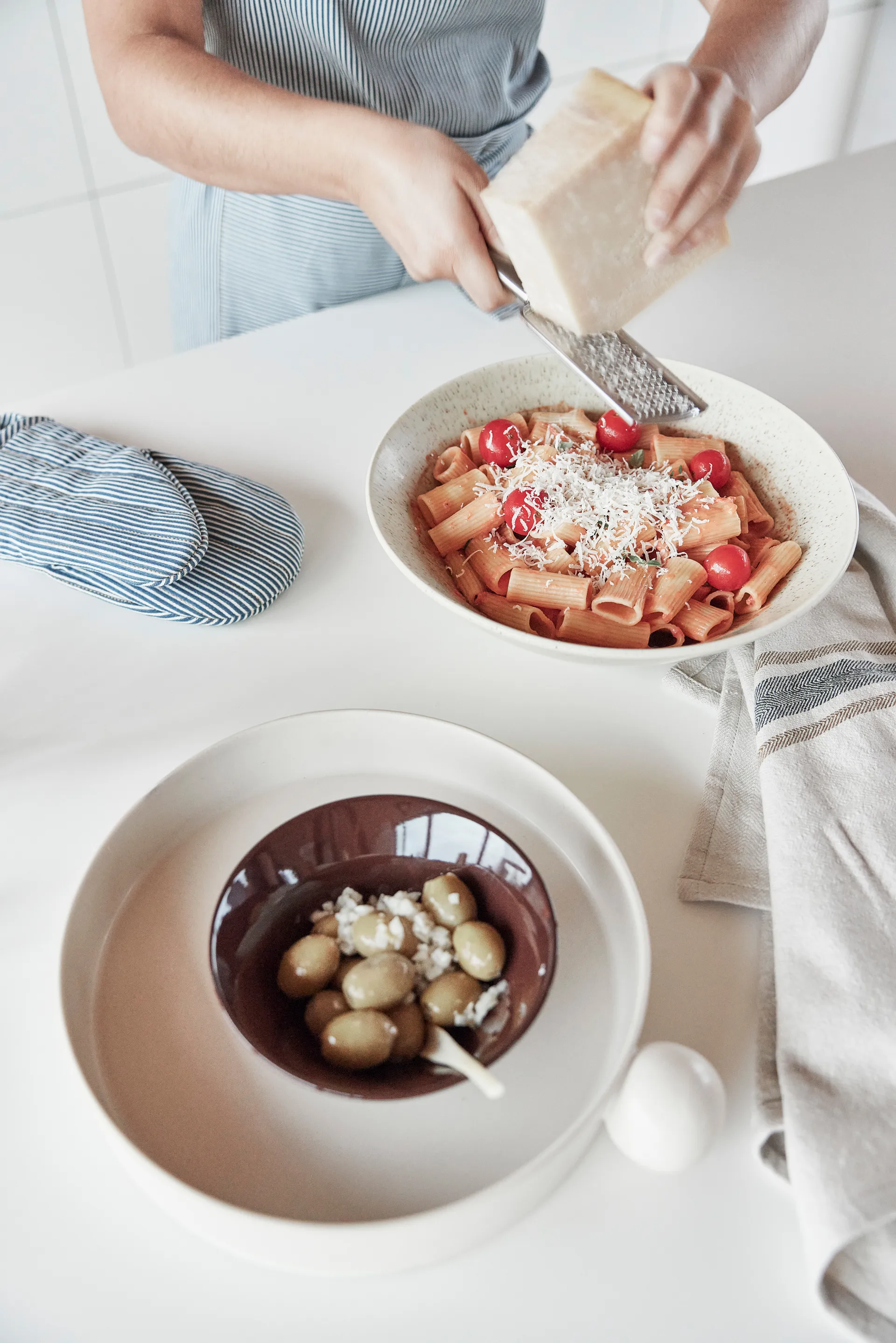 Linu キッチンタオル 2枚セット, Black OYOY | オイオイ