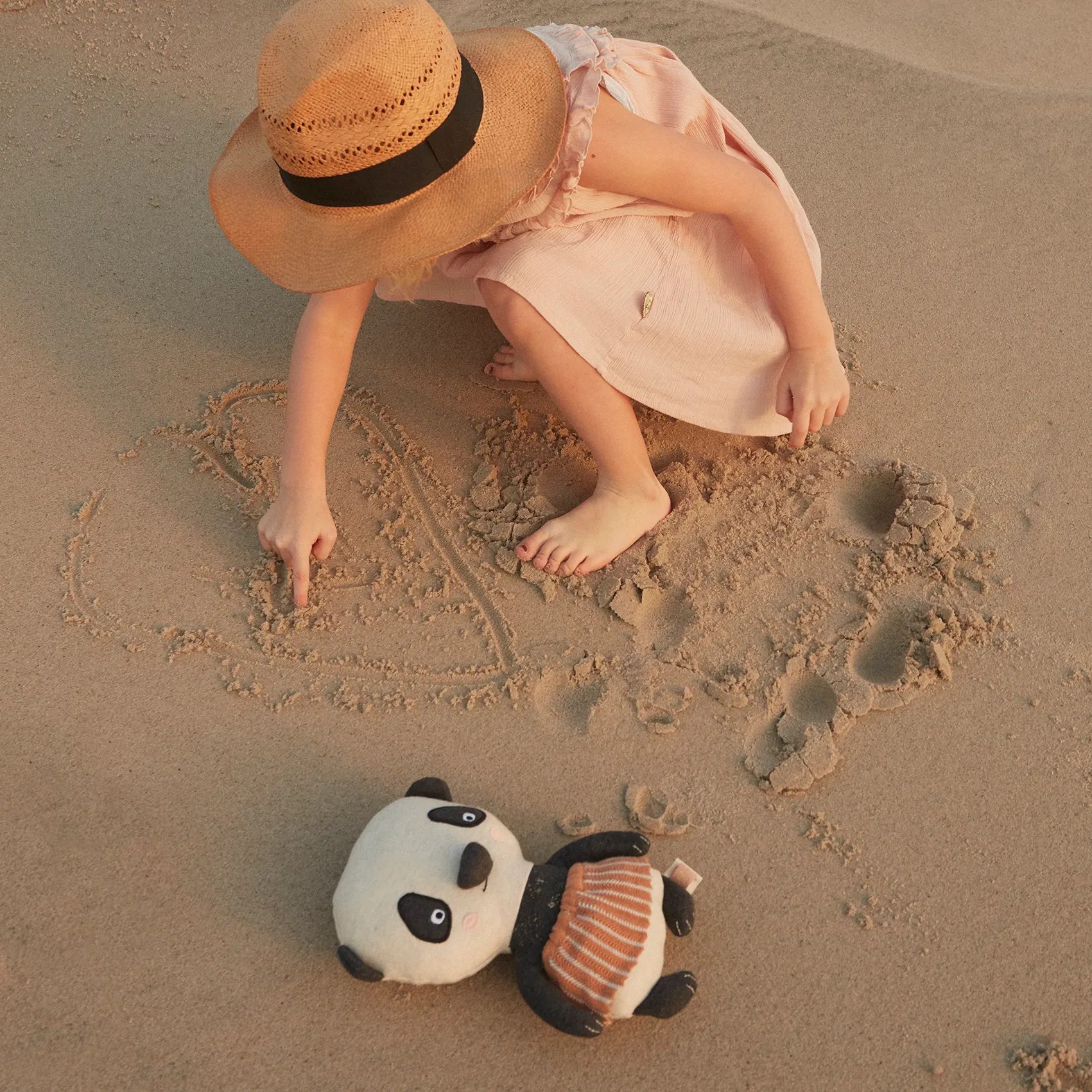 Lun Lun パンダ cuddly toy, multi OYOY | オイオイ