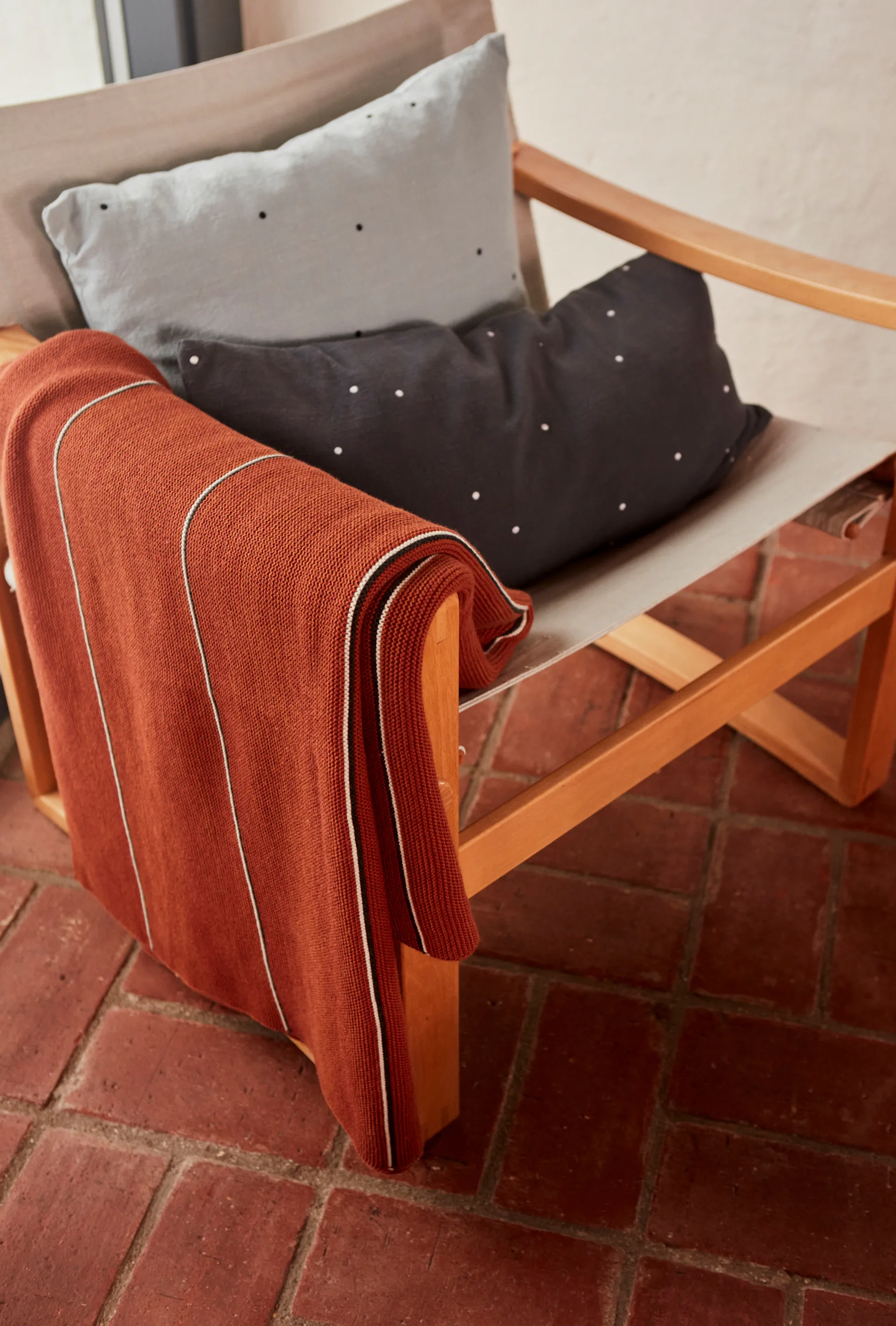 Rivi スロー 134x184 cm, Nutmeg OYOY | オイオイ