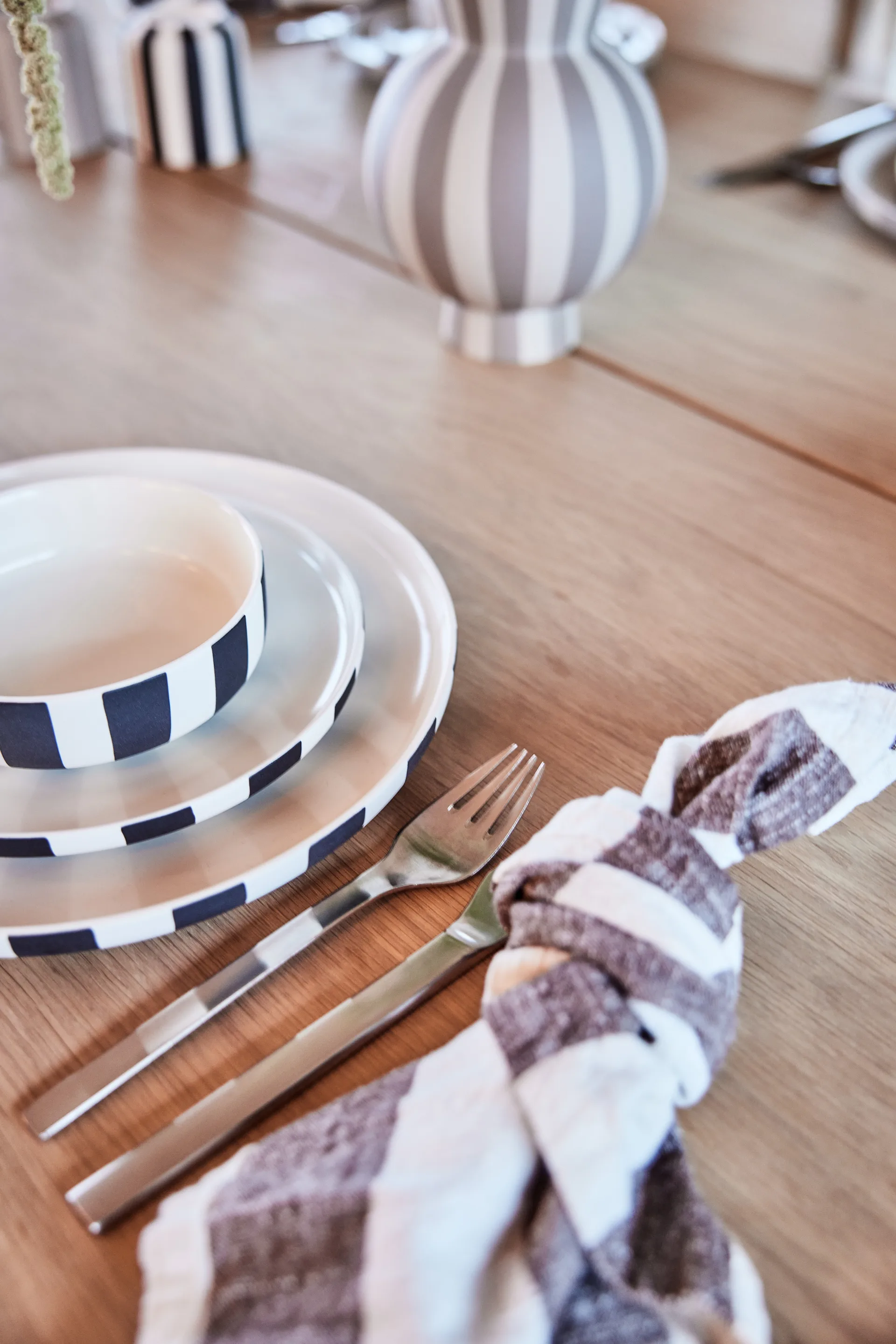 Toppu 花瓶 Ø14.5 cm, Clay OYOY | オイオイ