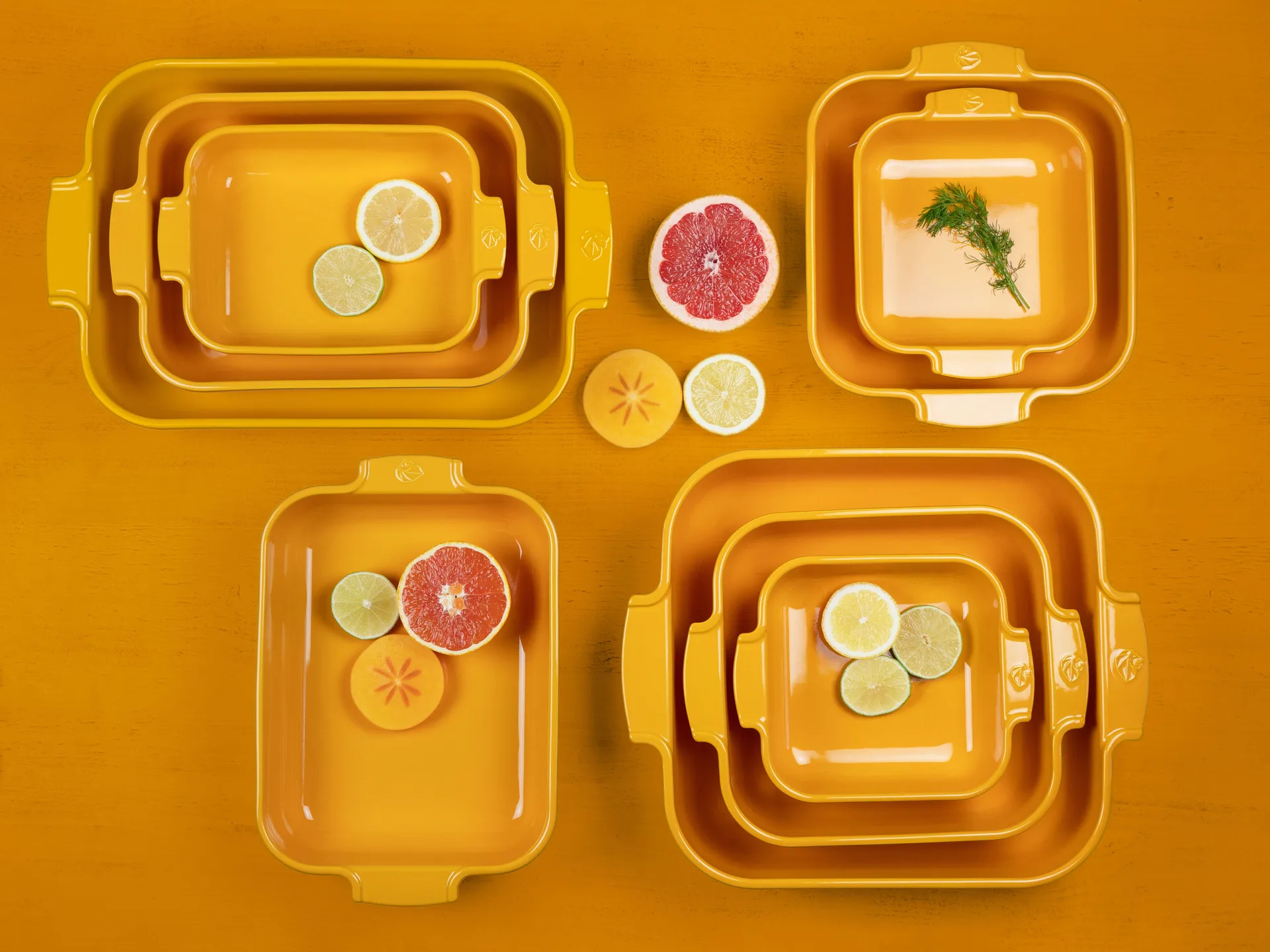 Appolia セラミック ディッシュ 40x27 cm, Saffron yellow Peugeot | プジョー