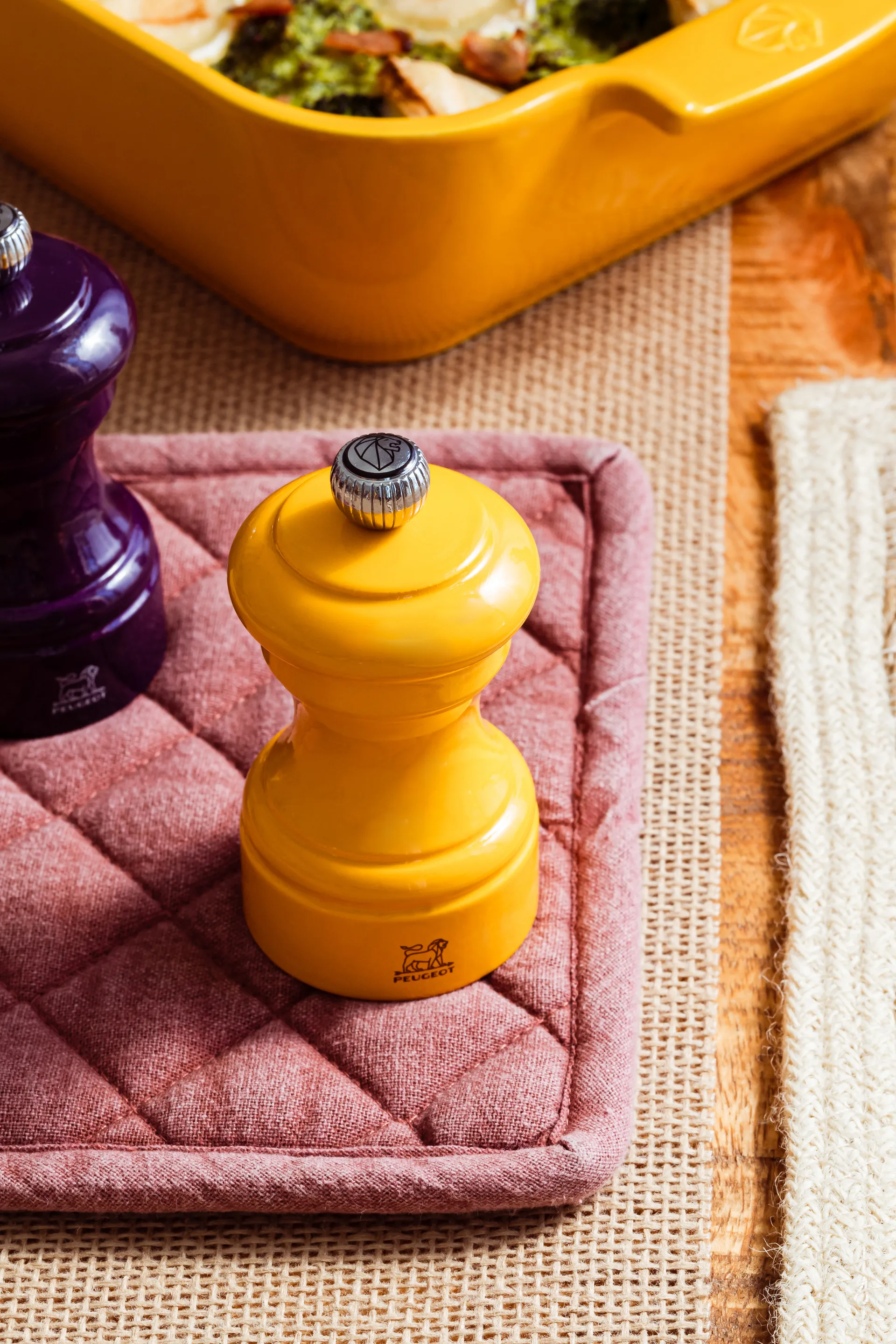 Bistrorama ペッパーミル 10 cm, Saffron Peugeot | プジョー