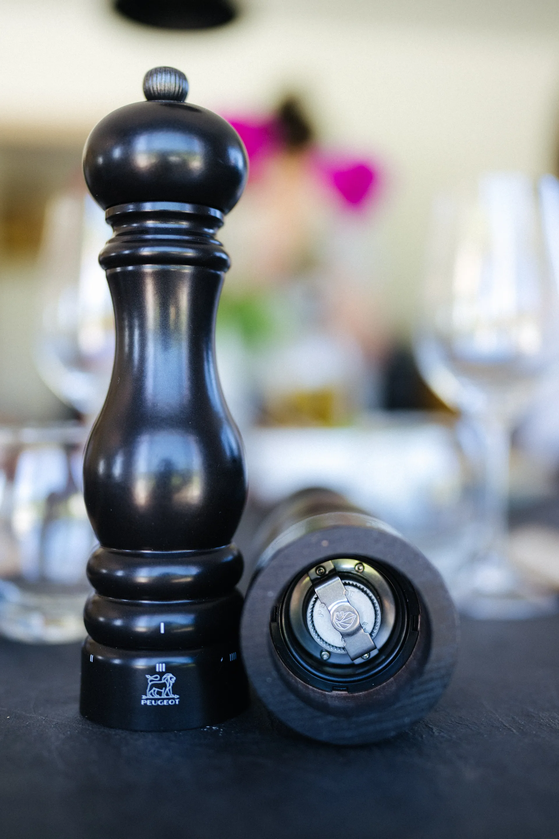 Paris u'Select ペッパーミル 22 cm, Satin black Peugeot | プジョー