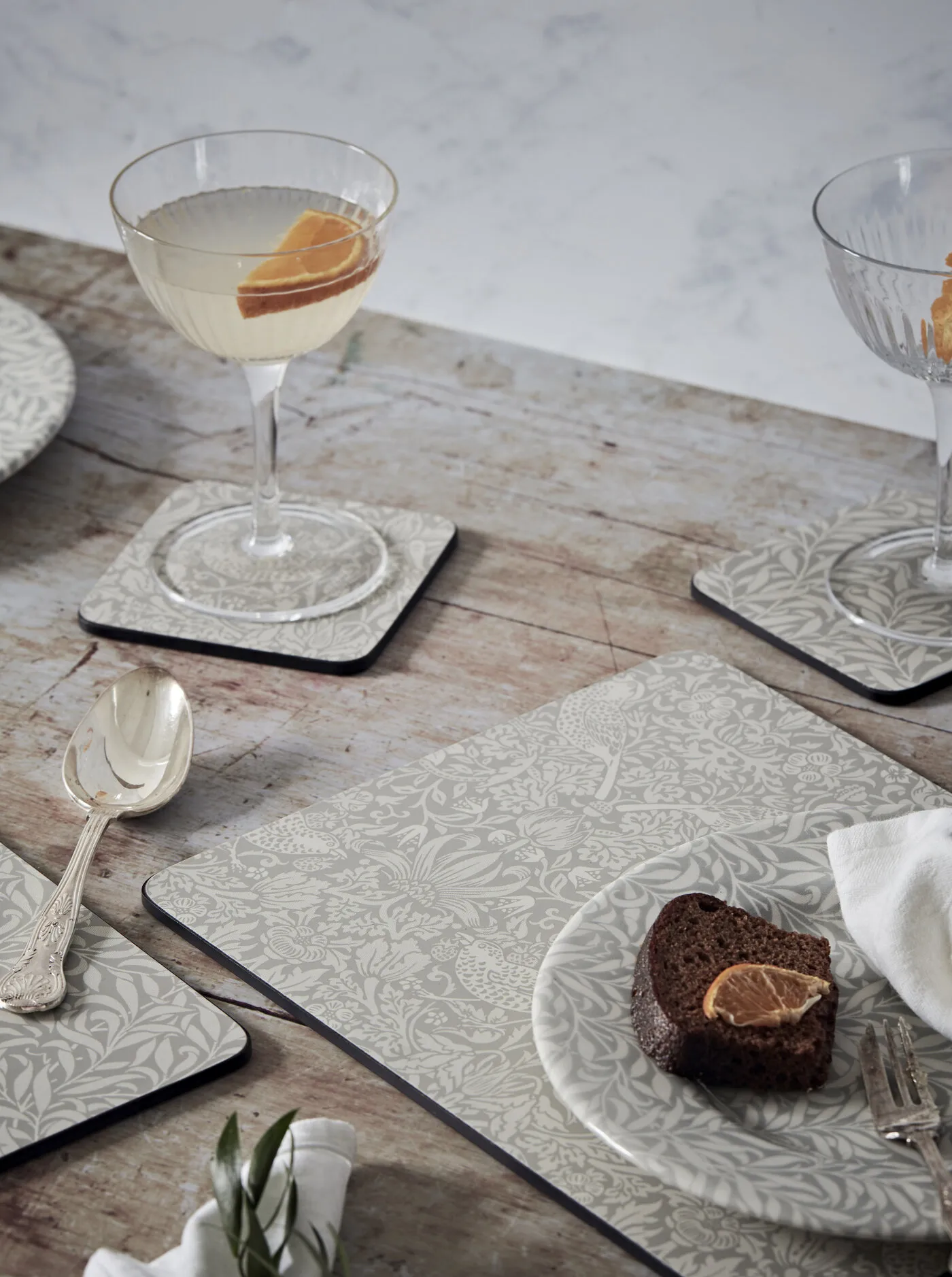 Strawberry Thief コースター 6パック, Grey Pimpernel | ピンパーネル