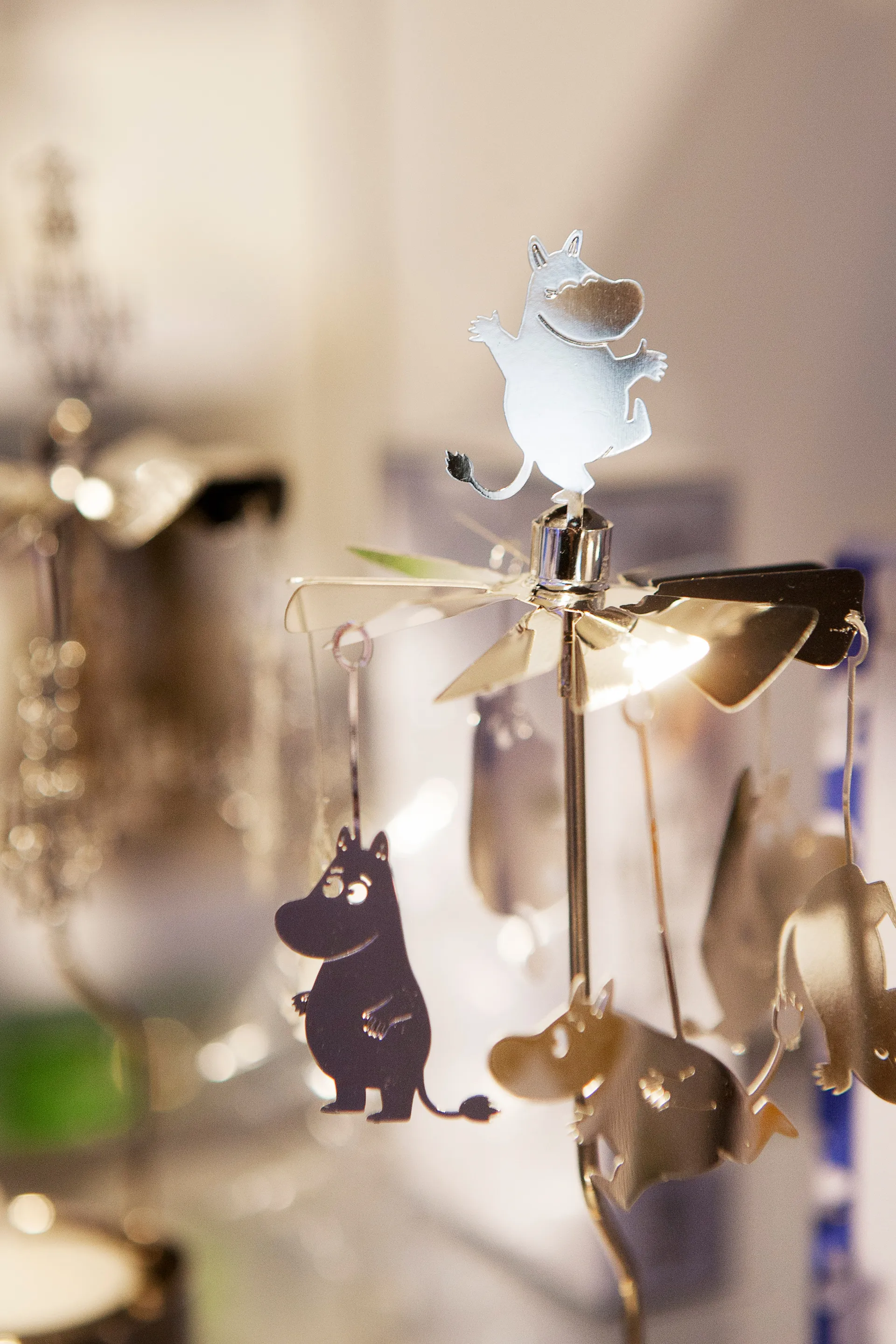 ムーミン ロータリーキャンドルホルダー, Moomin Pluto Design