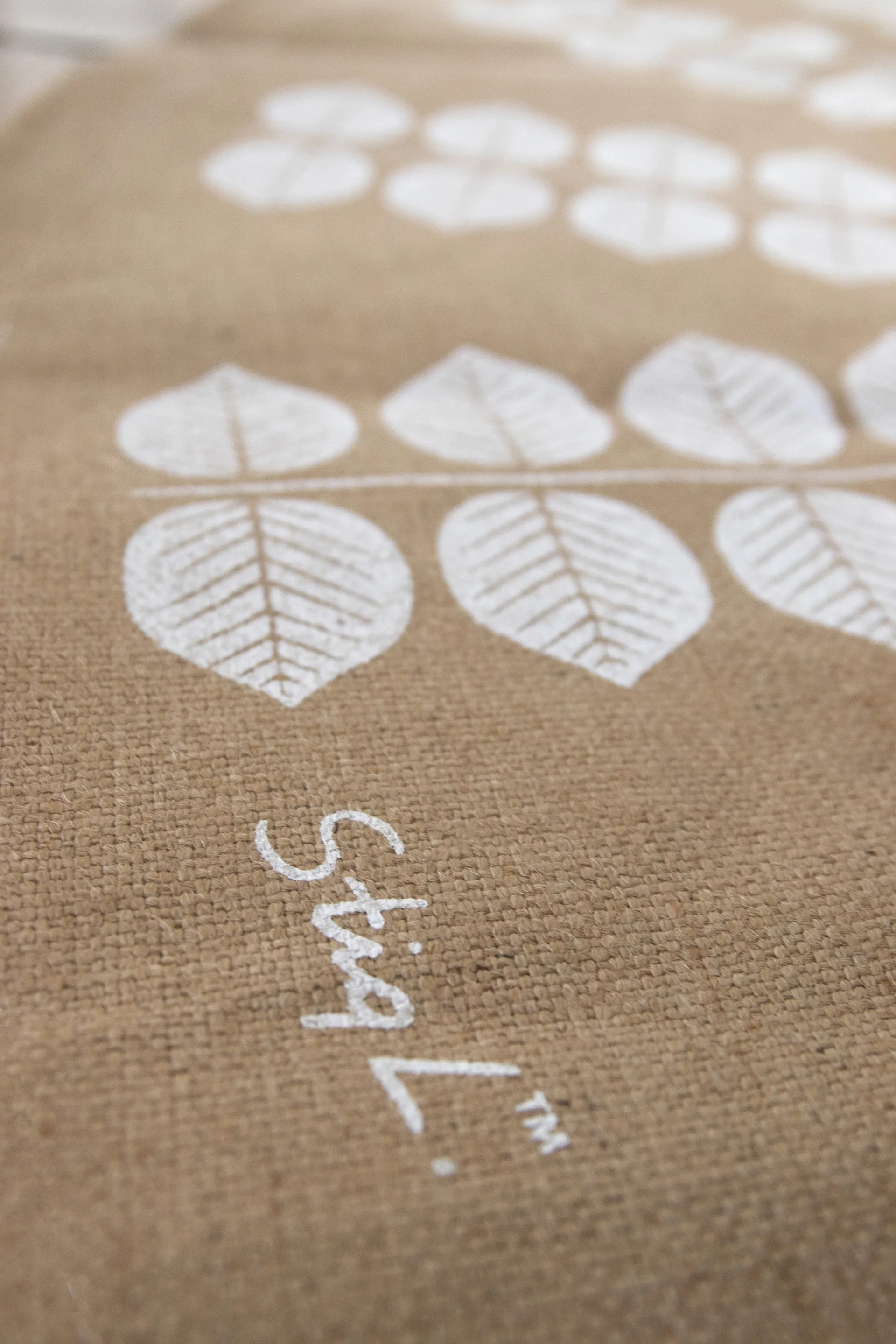 Stig L Berså アロマキャンドル マット Ø110 cm, Natural-white Pluto Design