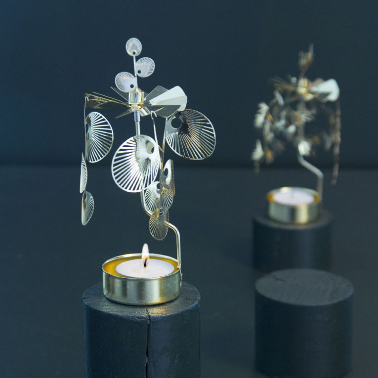 イルドハネキャンドルホルダー Pluto Design からのSun Rotary キャンドル ホルダー