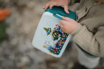 Moomin Meadow ランチボックス 12x18.5 cm - Green - Rätt Start