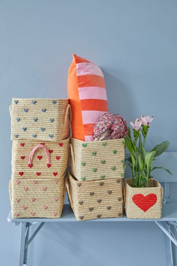 Rice ラフィアボックス ハンドル付き 30x30 cm - Dark grey hearts - RICE | ライス