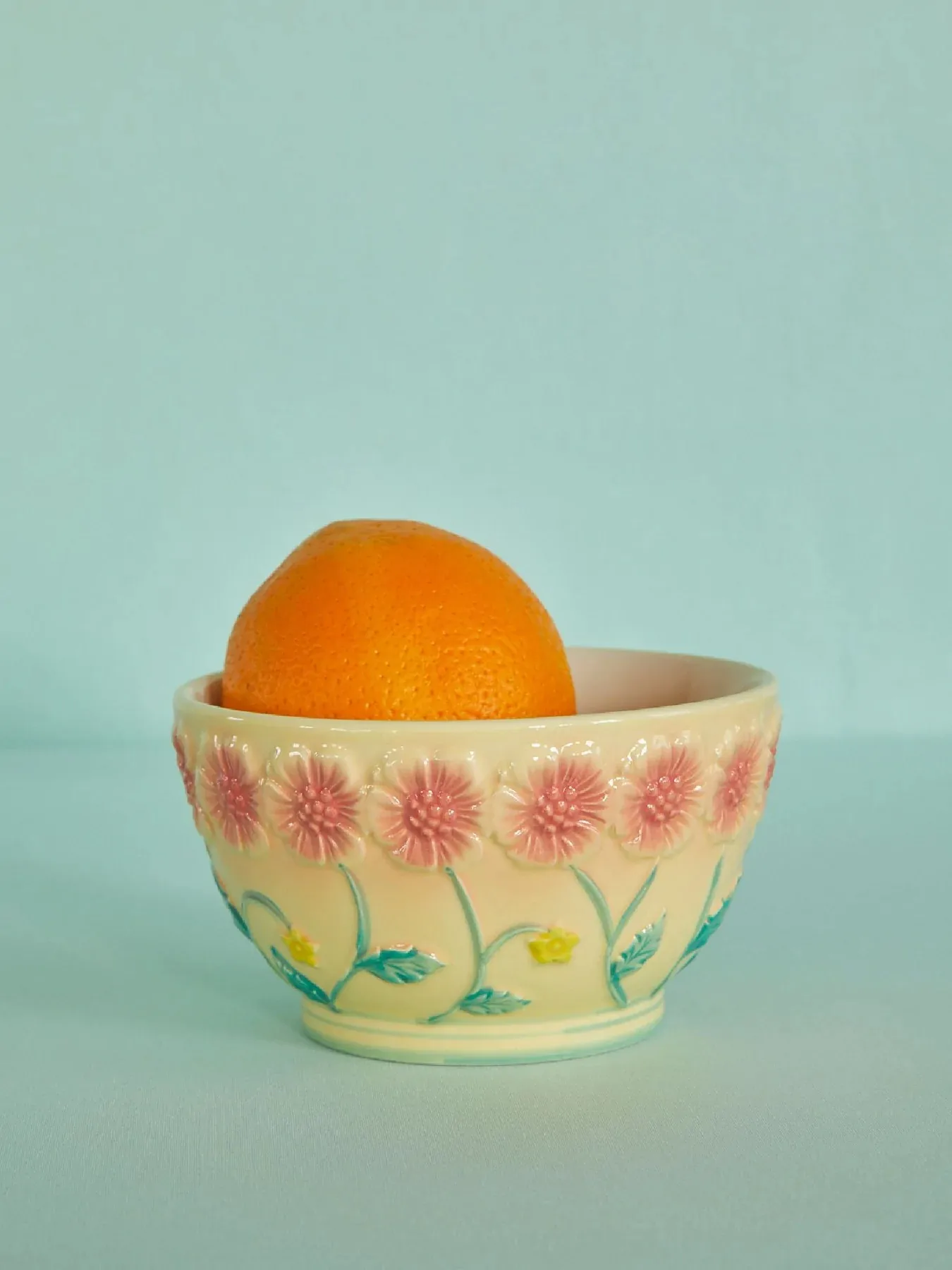 Rice Embossed Flower セラミック ボウル Ø14.5 cm, Creme RICE | ライス