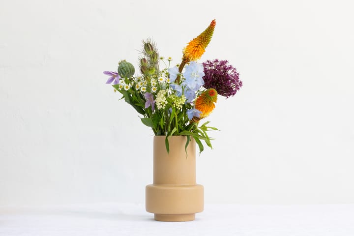 Hurricane 花瓶 L Ø17, Soft Ochre Ro Collection | ロ コレクション