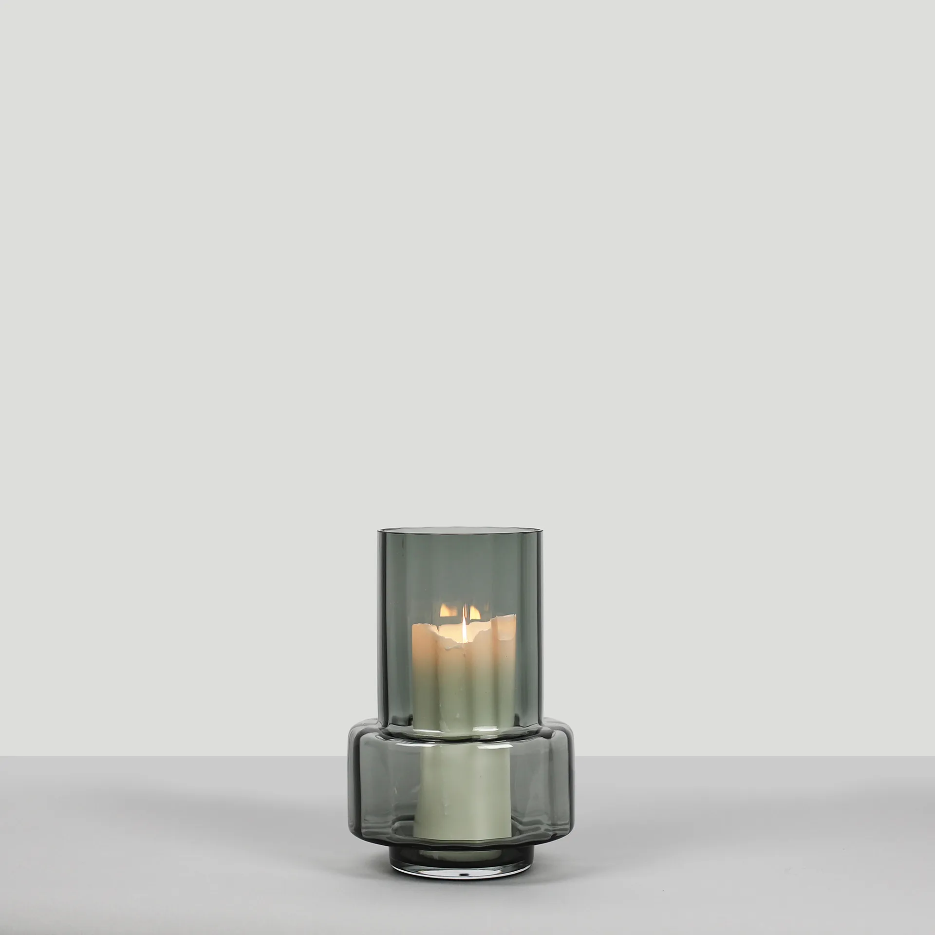 Hurricane reflections no 26, Smoked Grey Ro Collection | ロ コレクション