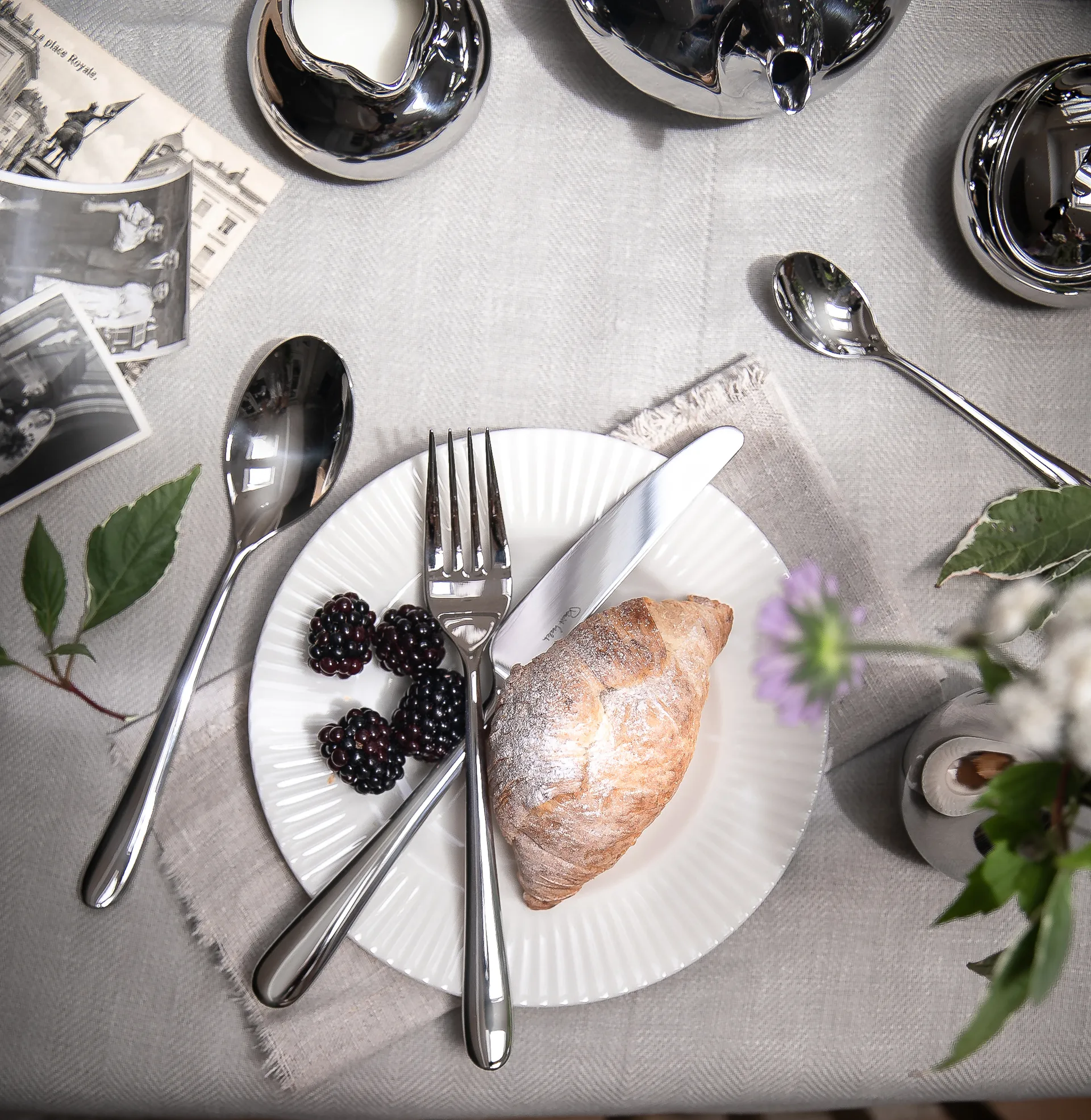 Kingham Bright カトラリー, 24 pieces Robert Welch | ロバート ウェルチ