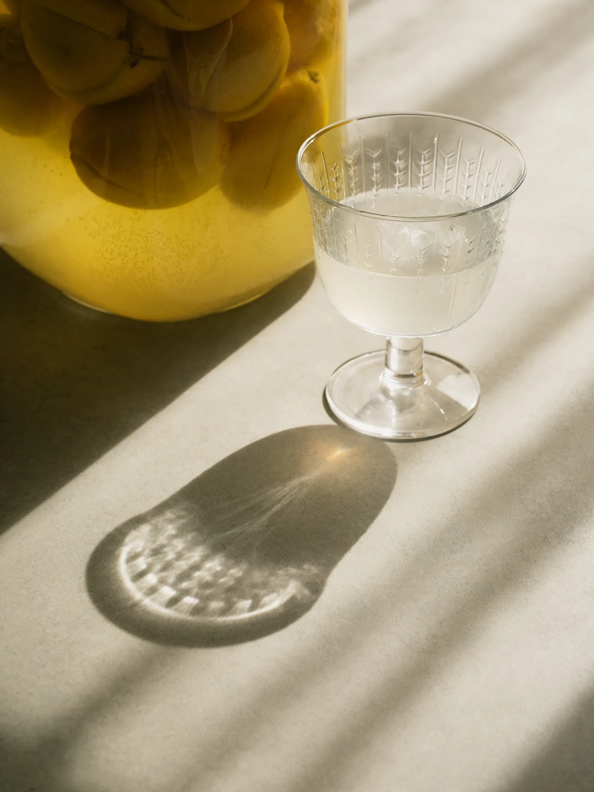 Swedish Grace ドリンクグラス on stem 25 cl 2-pack, Clear Rörstrand | ロールストランド