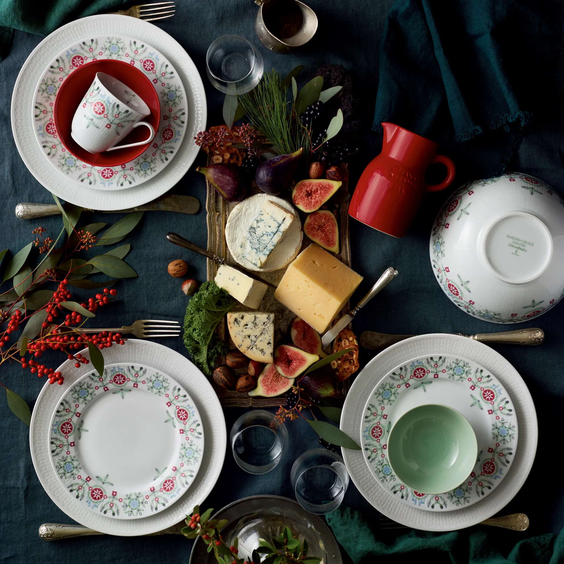 Swedish Grace/スウェディッシュグレース Winter サービングボウル, 1.7 l Rörstrand | ロールストランド