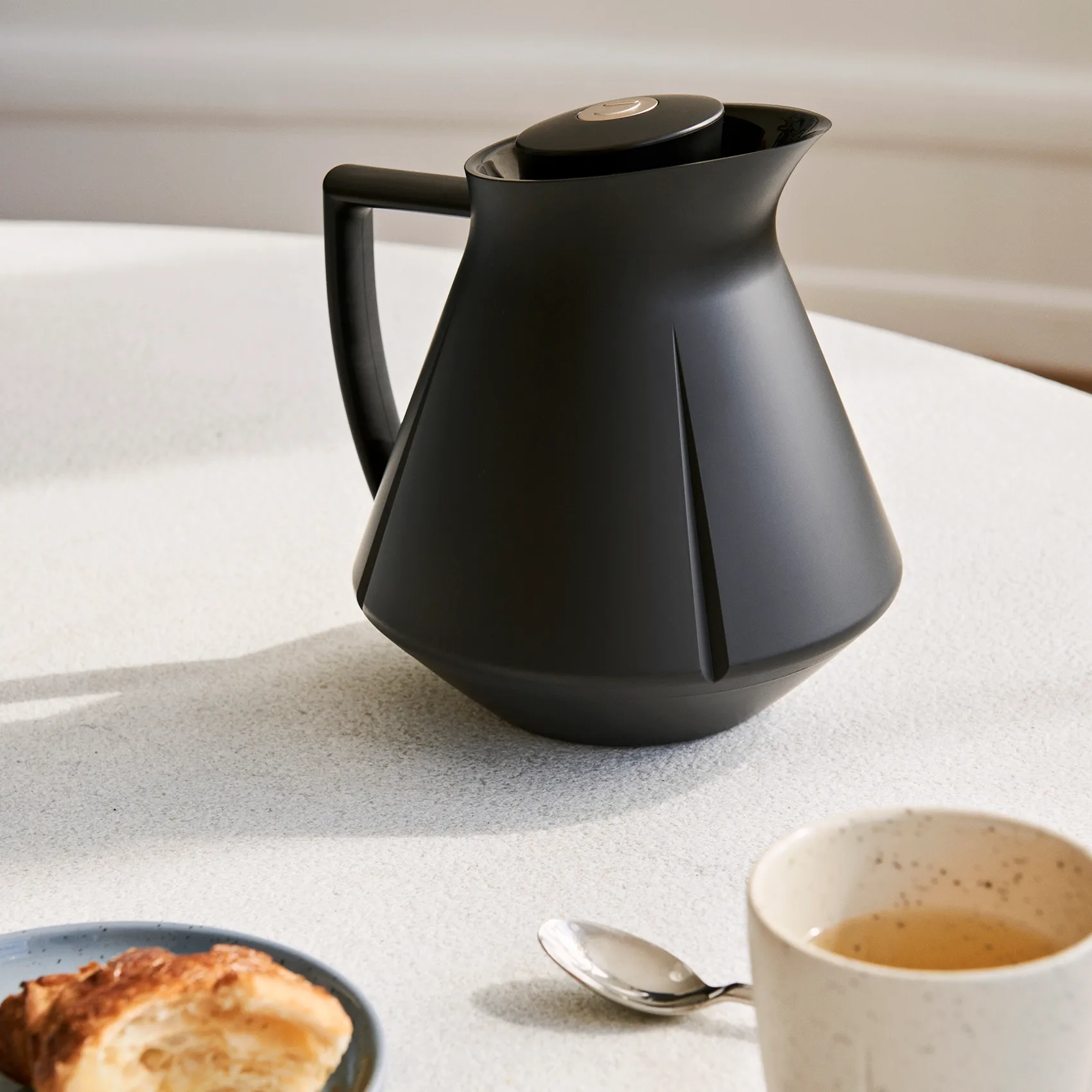 Grand Cru ティー サーモス 1 l, Black Rosendahl | ロゼンダール