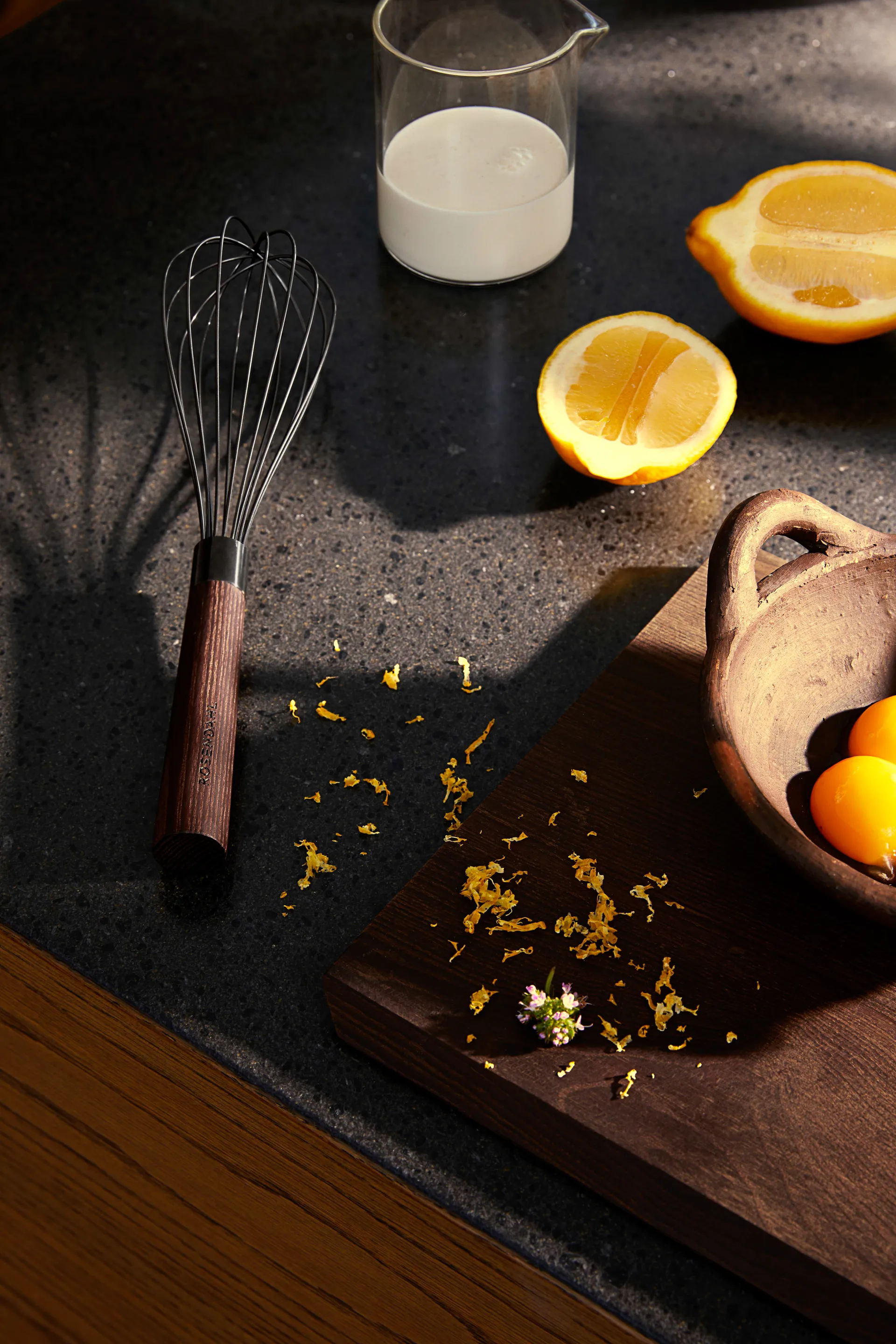 Rå 泡だて器, Heat-treated ash Rosendahl | ロゼンダール