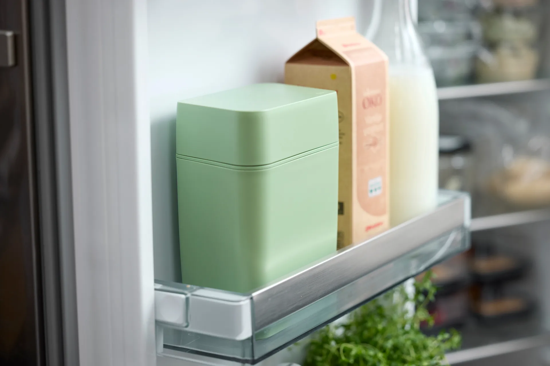 Classic チーズボックス チーズスライサー付き 16.5x10x19 cm, Misty green Rosti | ロスティ