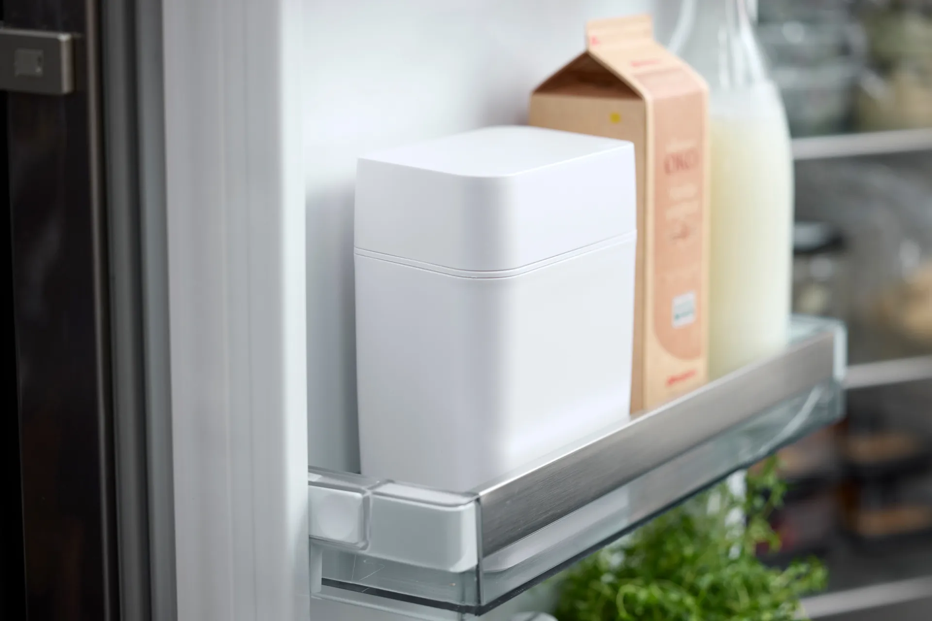 Classic チーズボックス チーズスライサー付き 16.5x10x19 cm, White Rosti | ロスティ