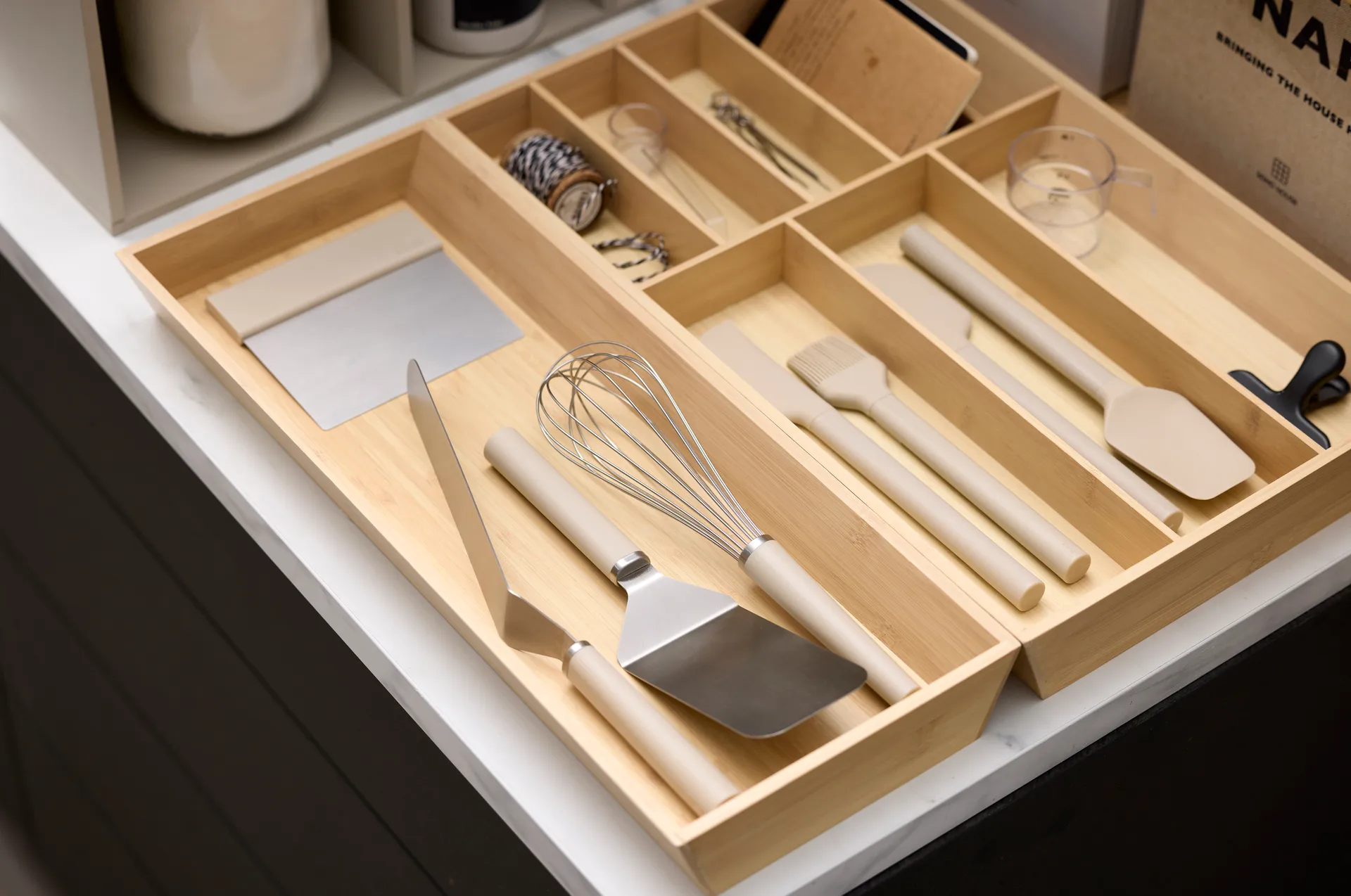 Emma パレットナイフ ワイド スチール 26 cm, Hummus Rosti | ロスティ