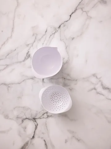 NEW Margrethe ボウル コランダー付き - White, 1.5 litres - Rosti | ロスティ