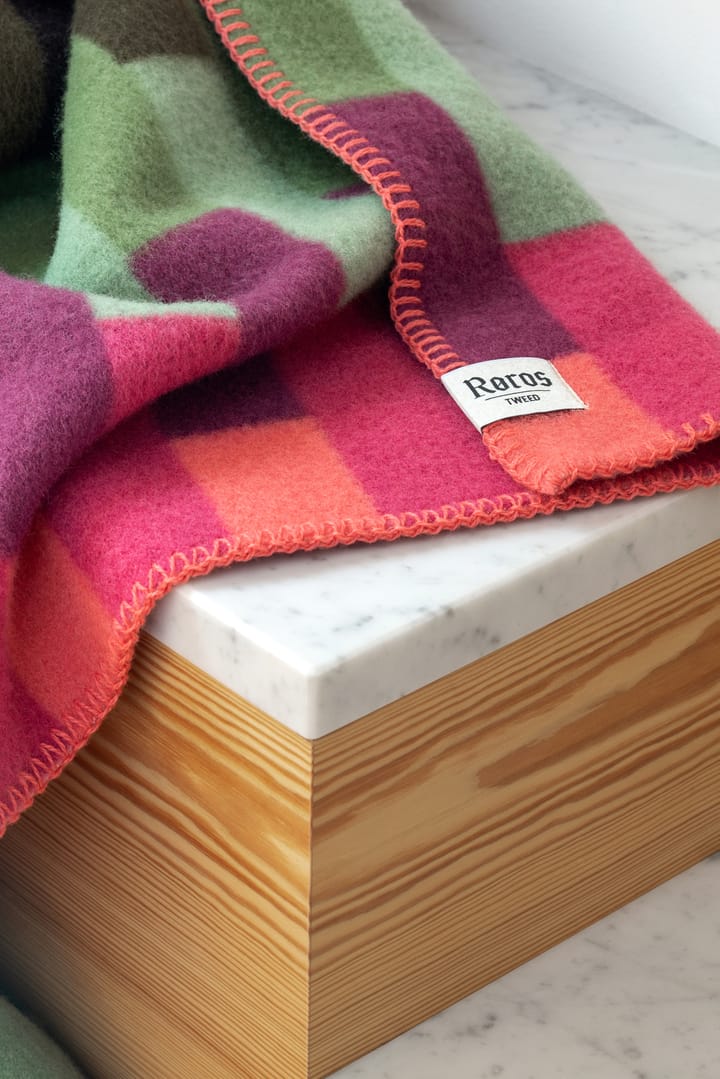 Åsmund bold ブランケット 135x200 cm, Pink-green Røros Tweed