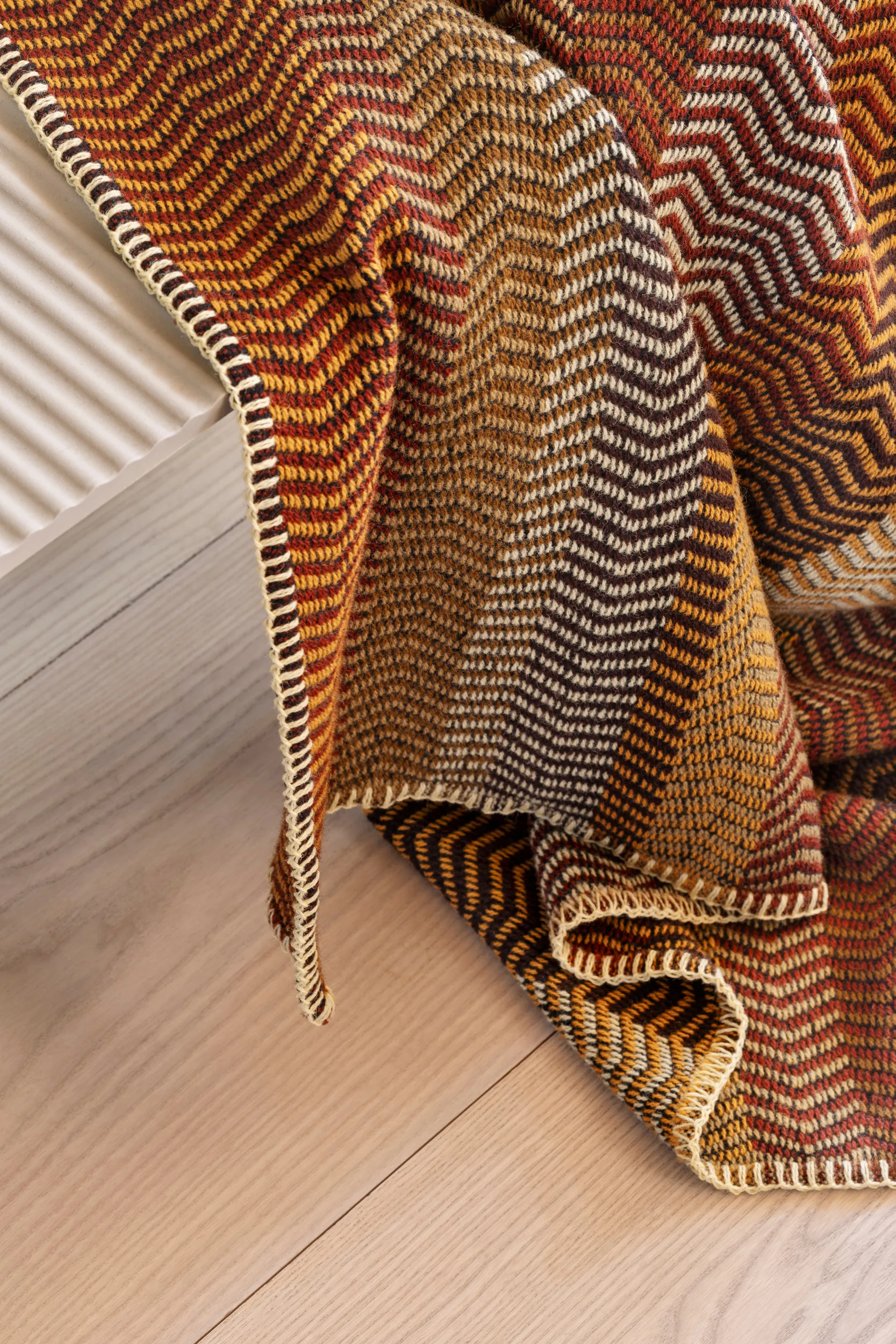 Røros Tweed からのFri ブランケット 100x150 cm - NordicNest.jp