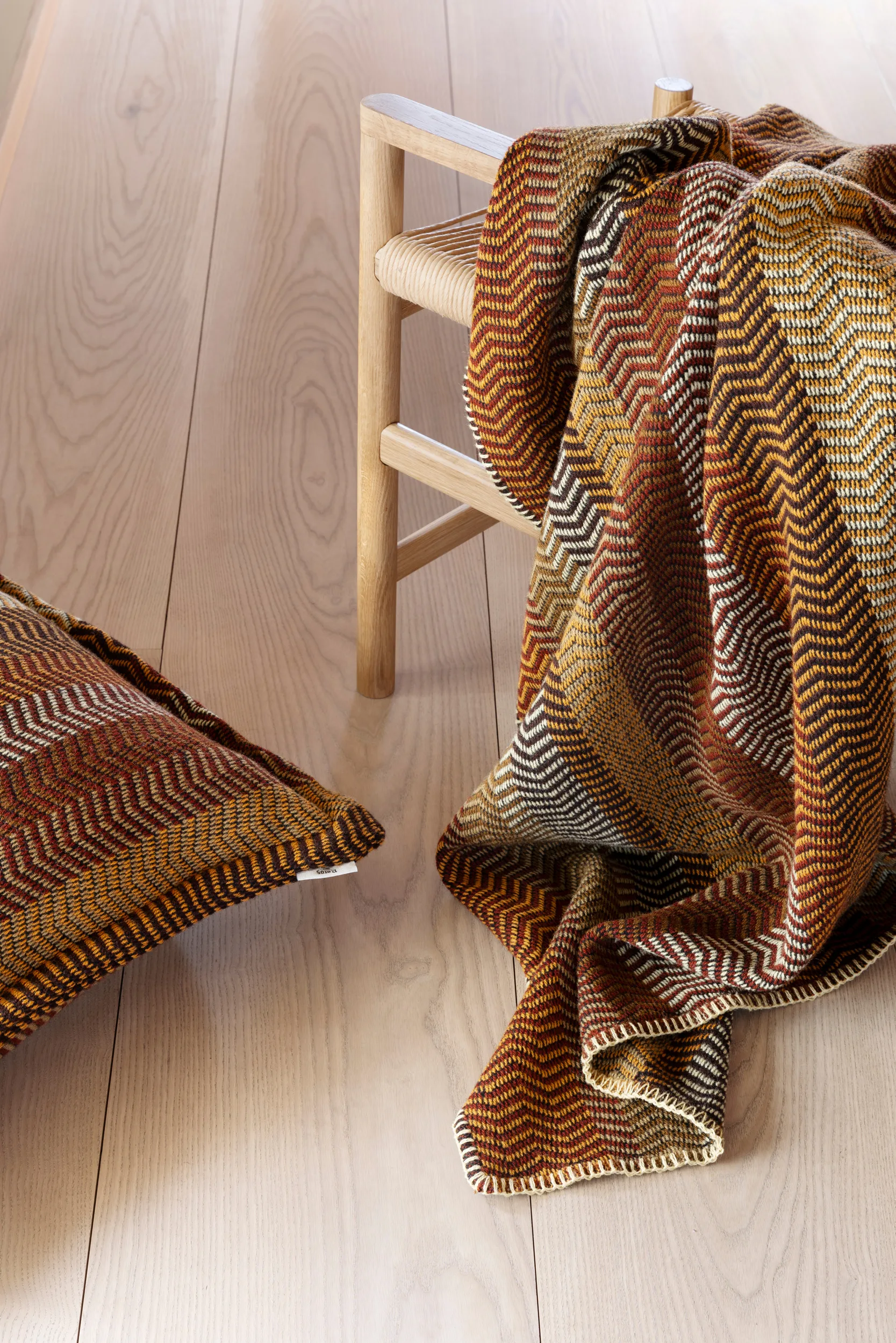 ROROS TWEEDS ブランケット Røros Tweed からのFri ブランケット 100x150 cm - NordicNest.jp