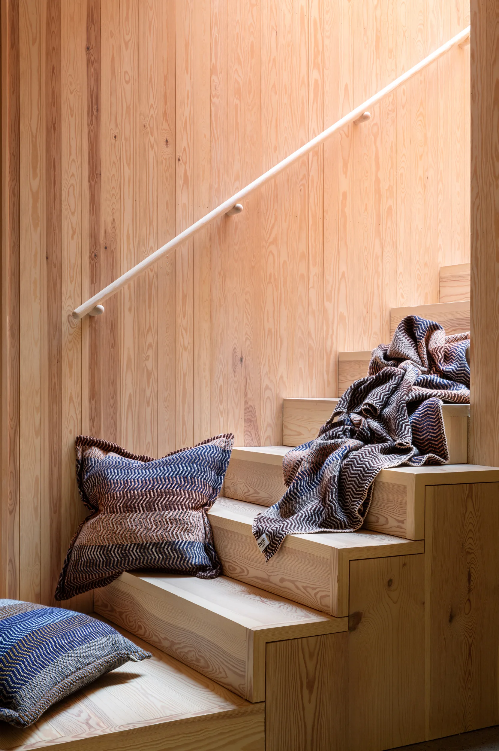 Fri ブランケット 150x200 cm, By the fire Røros Tweed