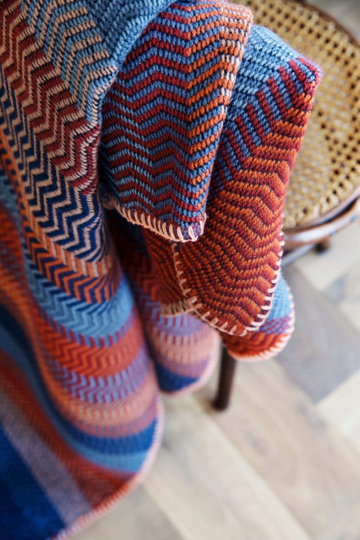Røros Tweed からのFri ブランケット 150x200 cm - NordicNest.jp Røros Tweed からのFri ブランケット 150x200 cm - NordicNest.jp