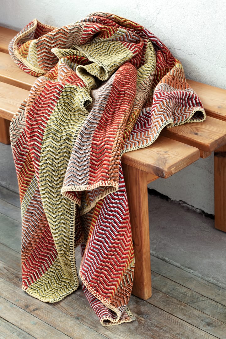 Fri ブランケット 150x200 cm, Summer red Røros Tweed
