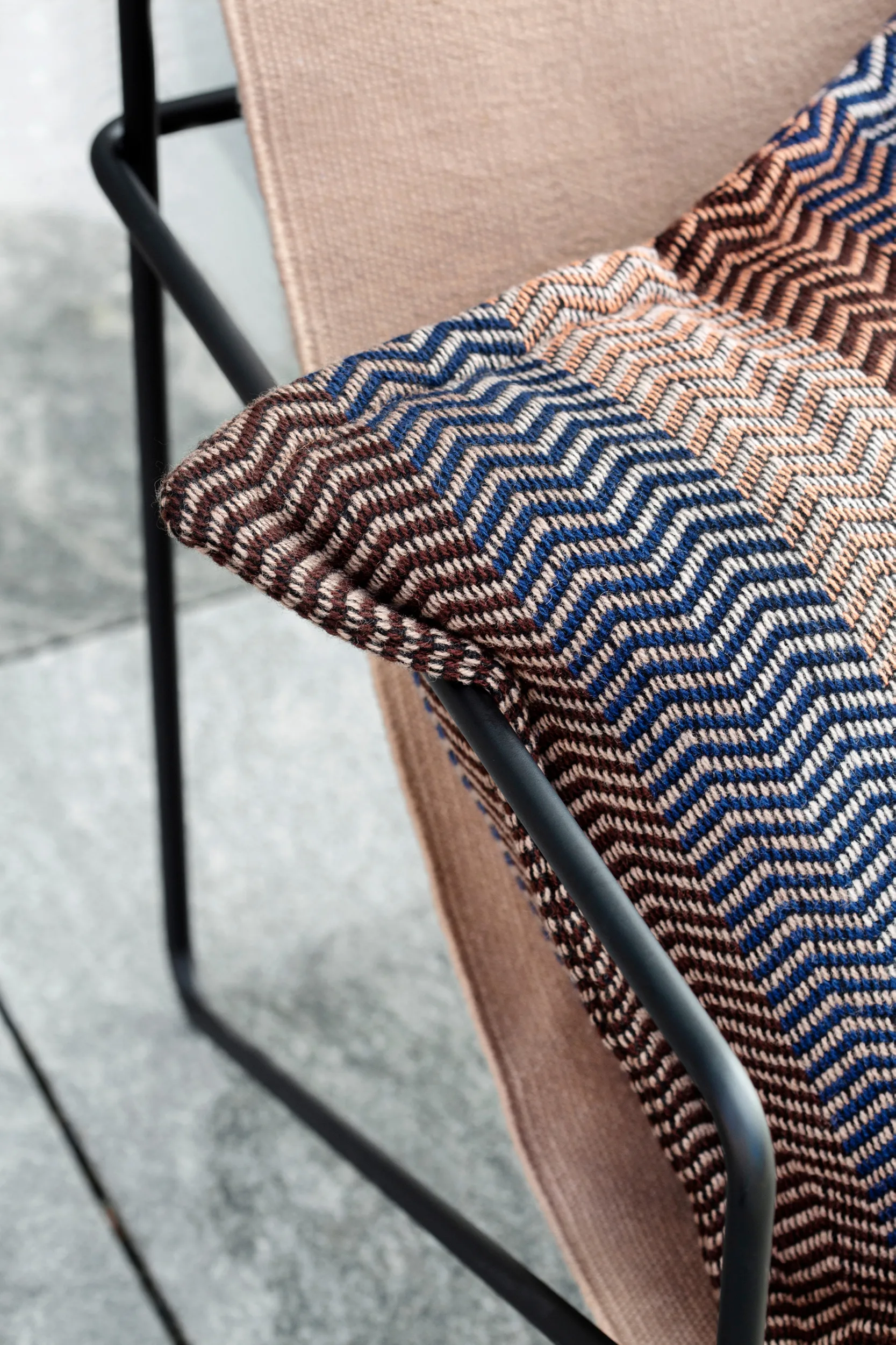 Fri クッション 60x60 cm, By the fire Røros Tweed