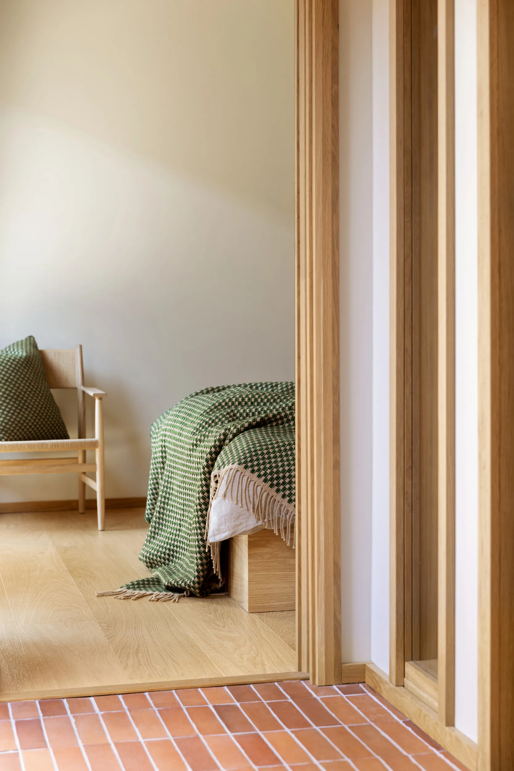 Isak スロー 150x210 cm, Meadow Røros Tweed