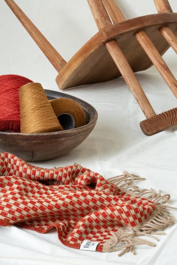 Isak スロー 150x210 cm - Red sumac - Røros Tweed