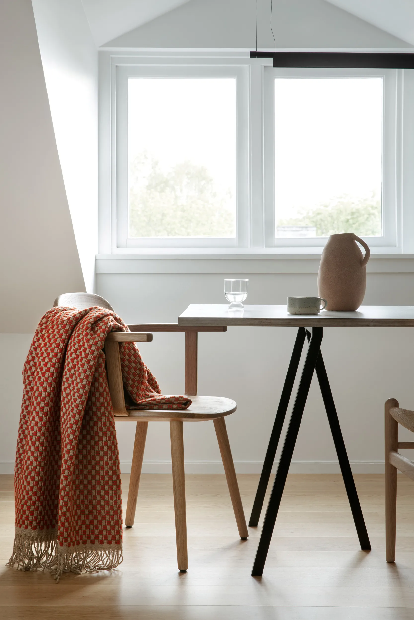 Isak スロー 150x210 cm, Red sumac Røros Tweed