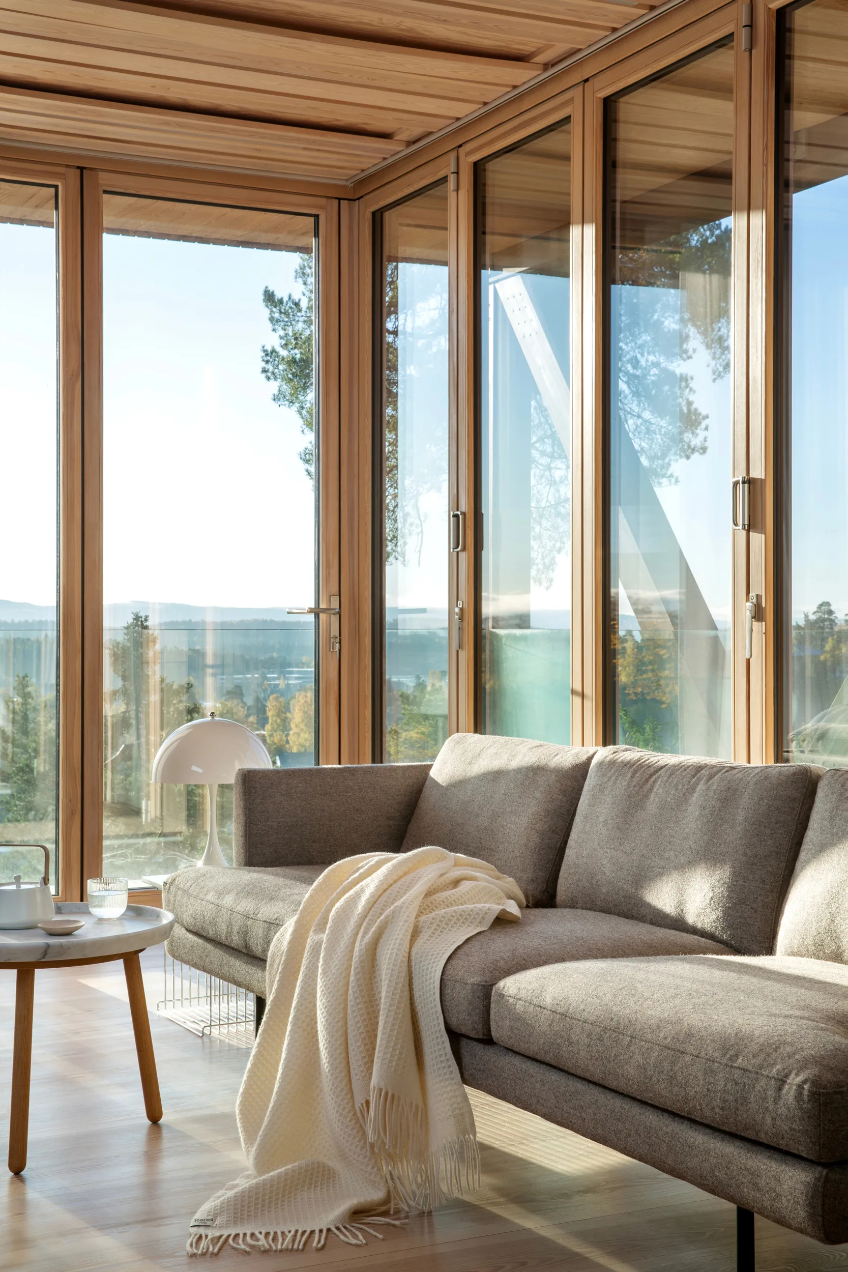 Vega スロー 150x210 cm, Natural Røros Tweed