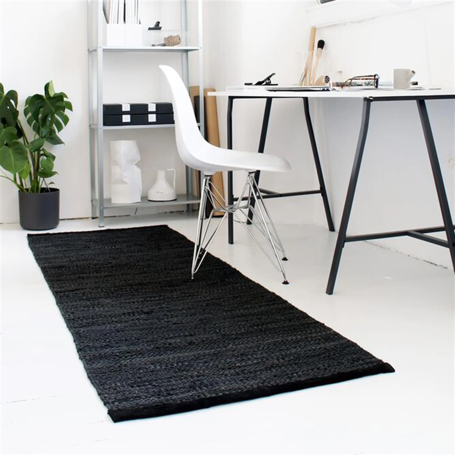 レザー ラグ  65x135 cm, black (black) Rug Solid | ラグソリッド