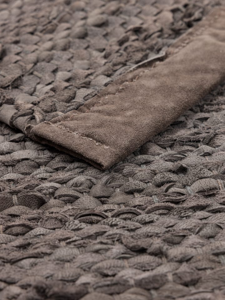 レザー ラグ  75x200 cm - wood (brown) - Rug Solid | ラグソリッド