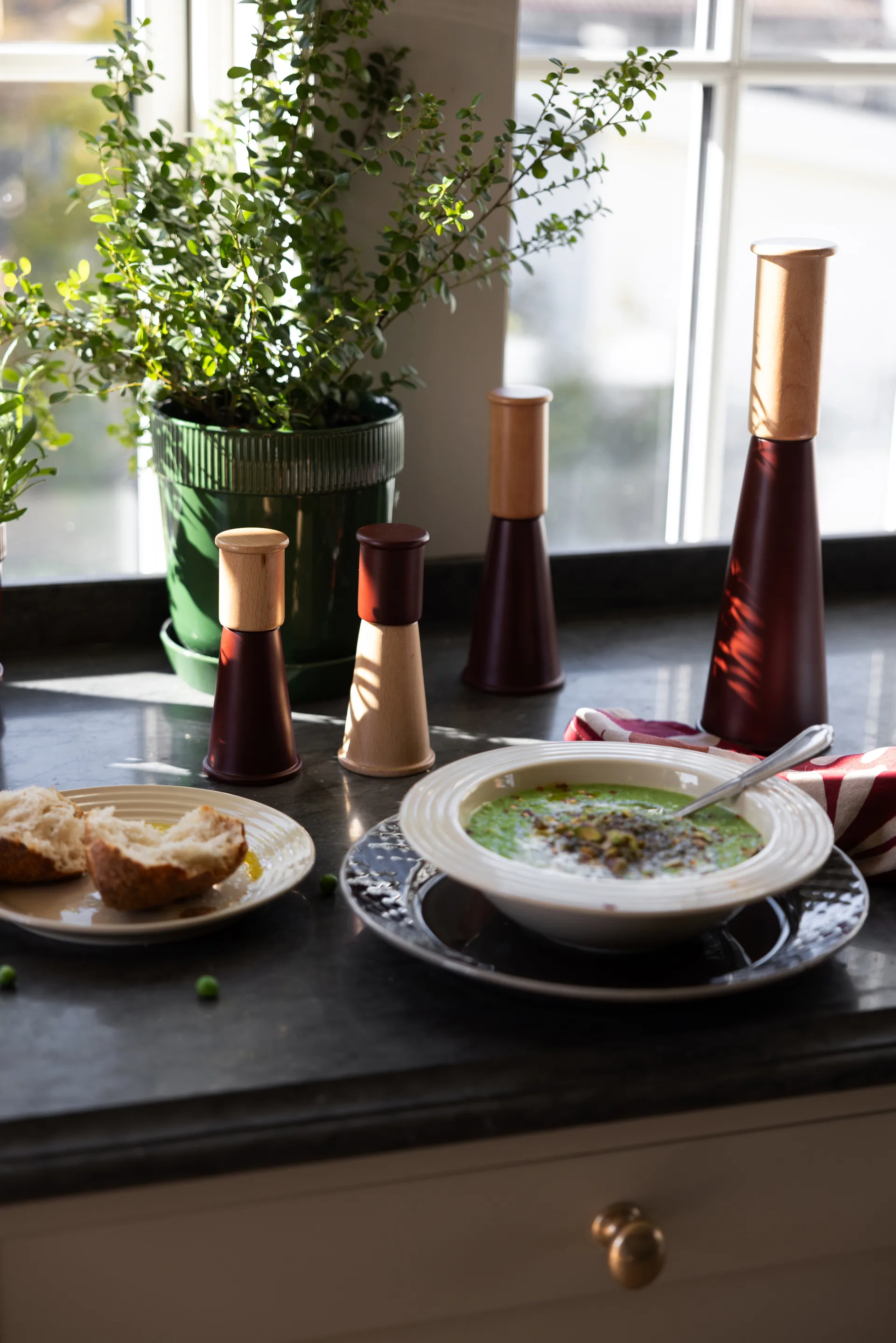 Cucumber ソルト & ペッパーグラインダー S 2ピース, Red-brown Sagaform | サガフォルム