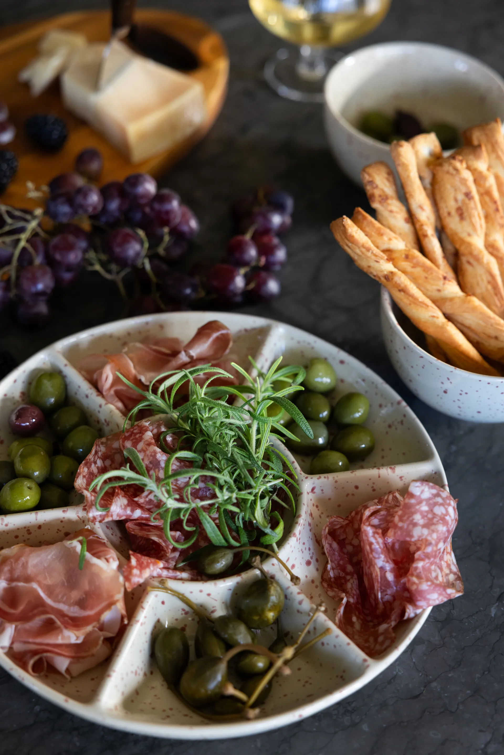 Ditte サービングプレート, Beige-burgundy Sagaform | サガフォルム