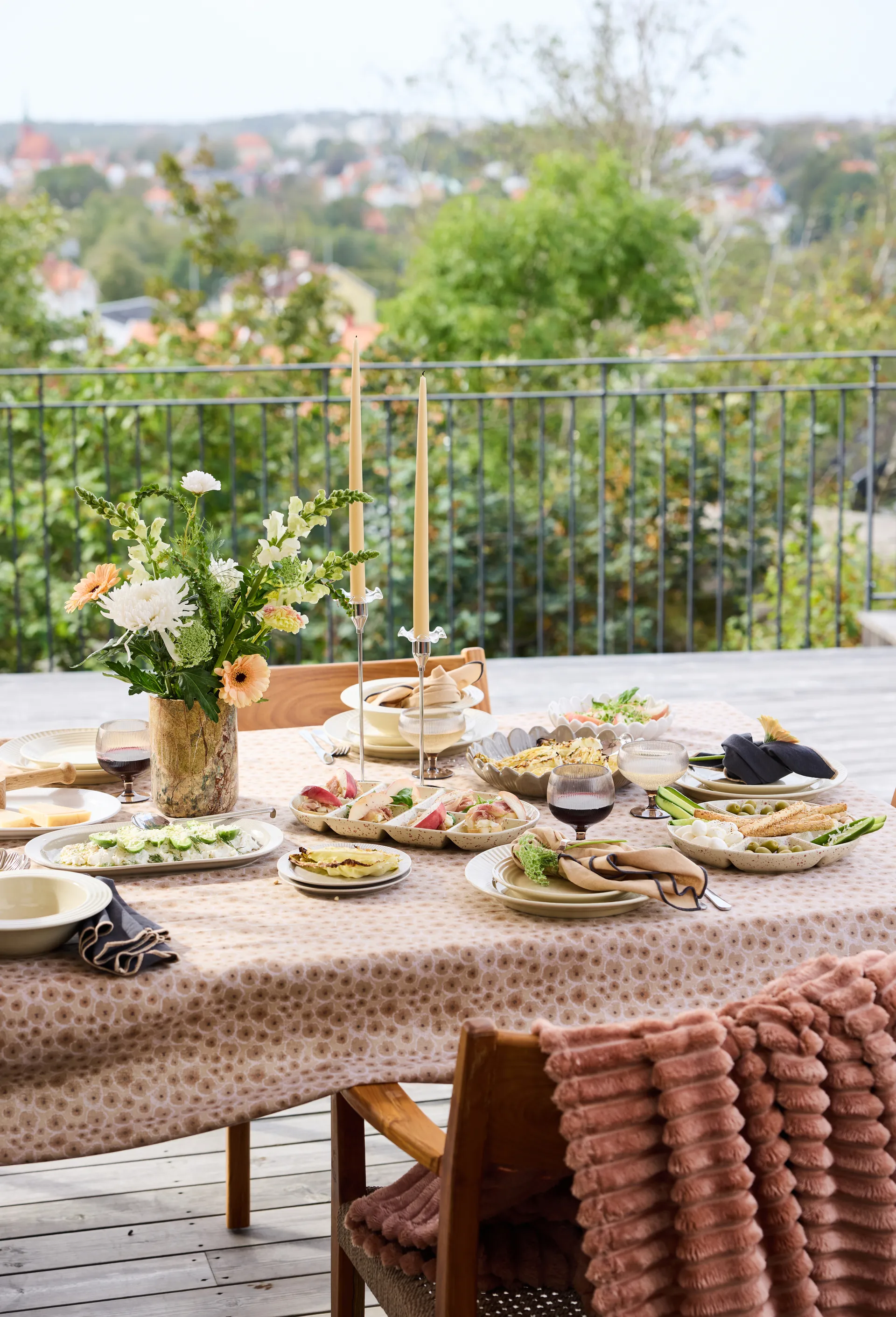 Edith テーブルクロス 150x280 cm, Mixed beige Sagaform | サガフォルム