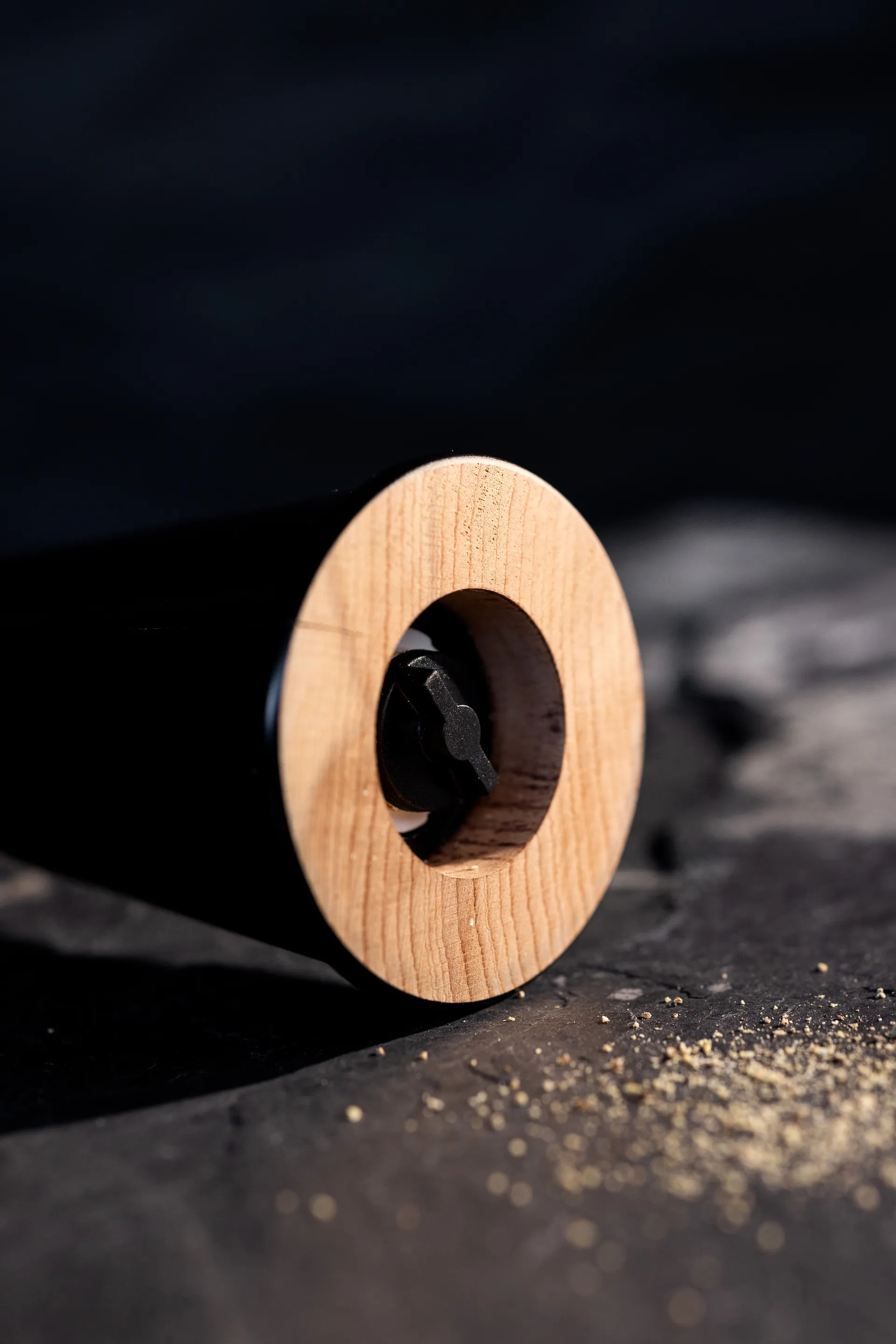 Gurken ソルト & ペッパーグラインダー M 20.5 cm, Black-brown Sagaform | サガフォルム