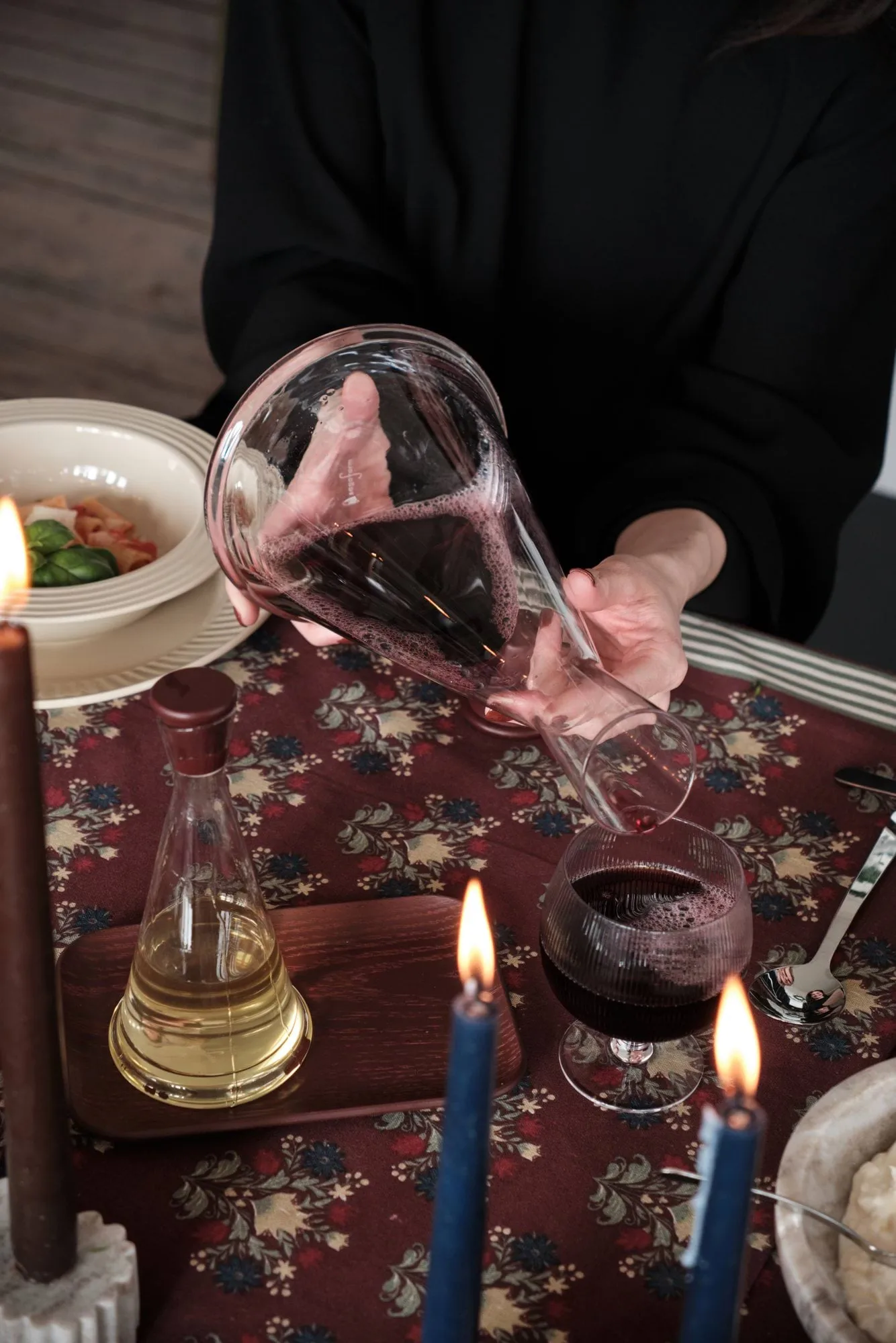 Hanna プレート, Burgundy Sagaform | サガフォルム